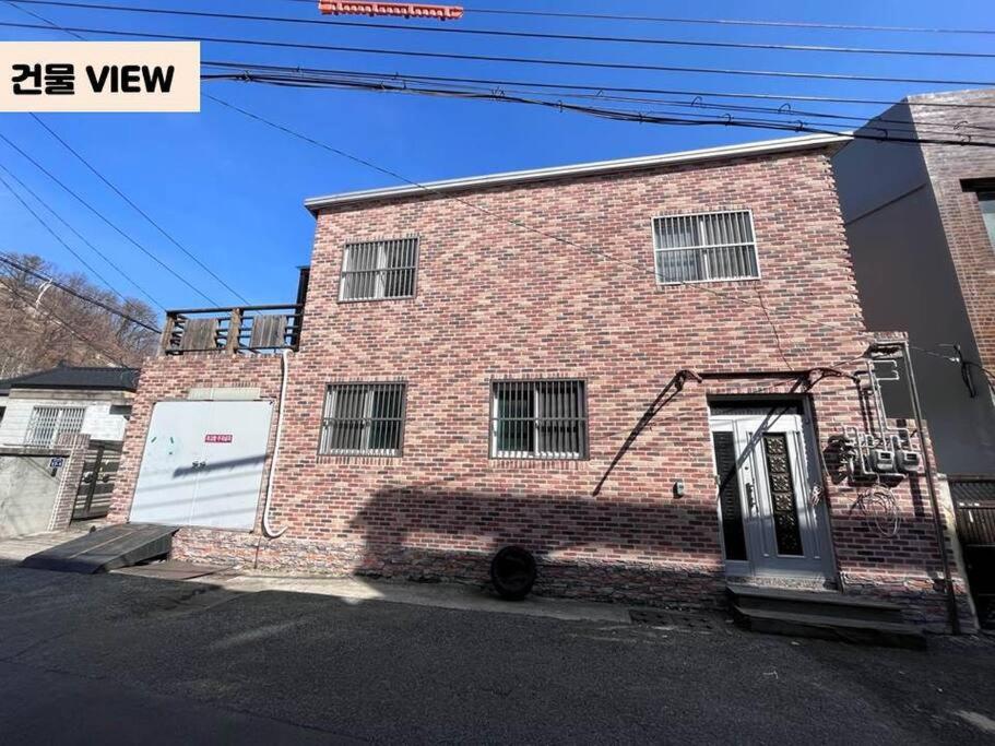 Juns House 대인원 수용 가능, 2층 복층 주택, 테라스보유, 가족숙소 적합