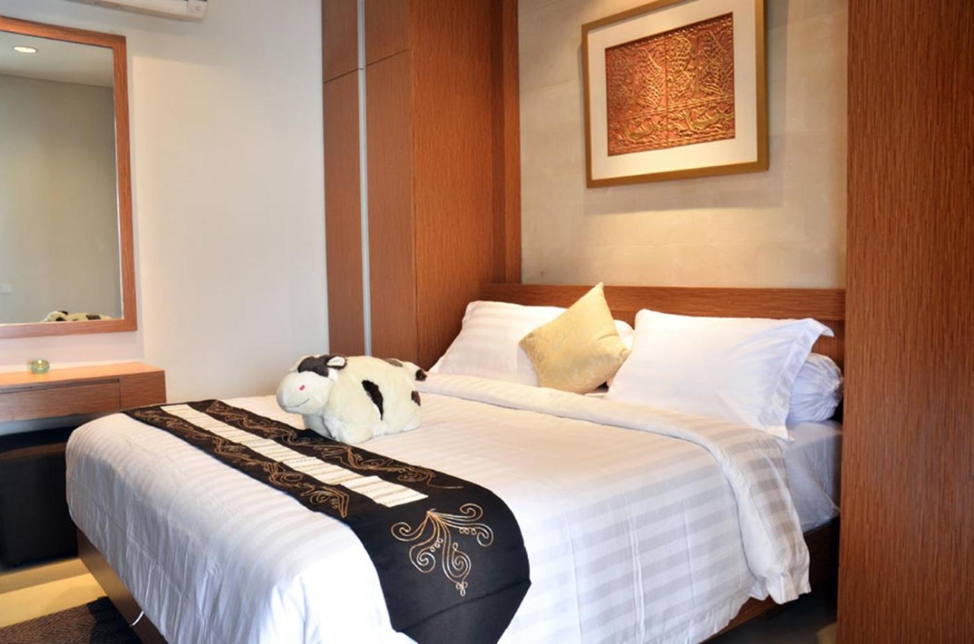 Green Forest Plantation View Villa 6 Bedrooms With a Private Heated Infinity Pool