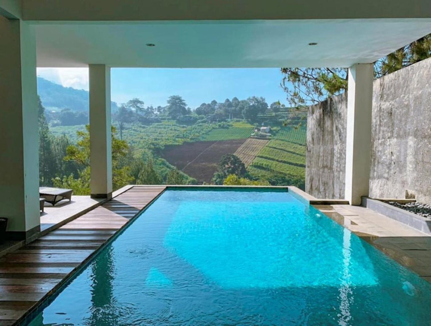 Green Forest Plantation View Villa 6 Bedrooms With a Private Heated Infinity Pool