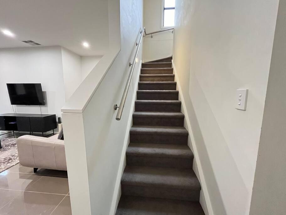 Tasha's Apartments - St Clair