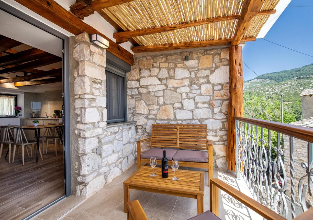 Theros Easy Living view 2