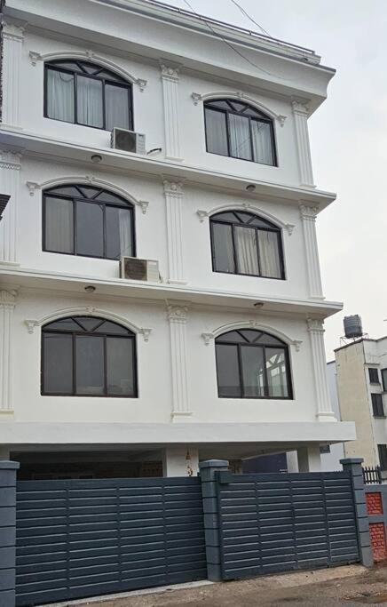 Mystic Apartment