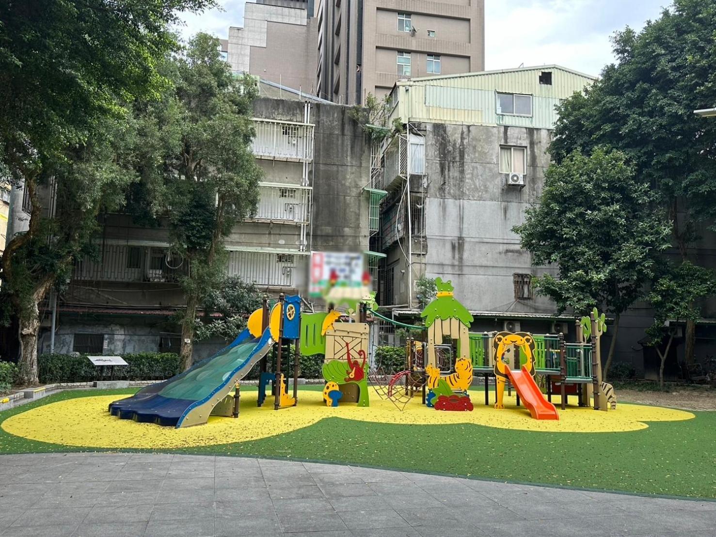 Meworld Hotel - Zhongshan