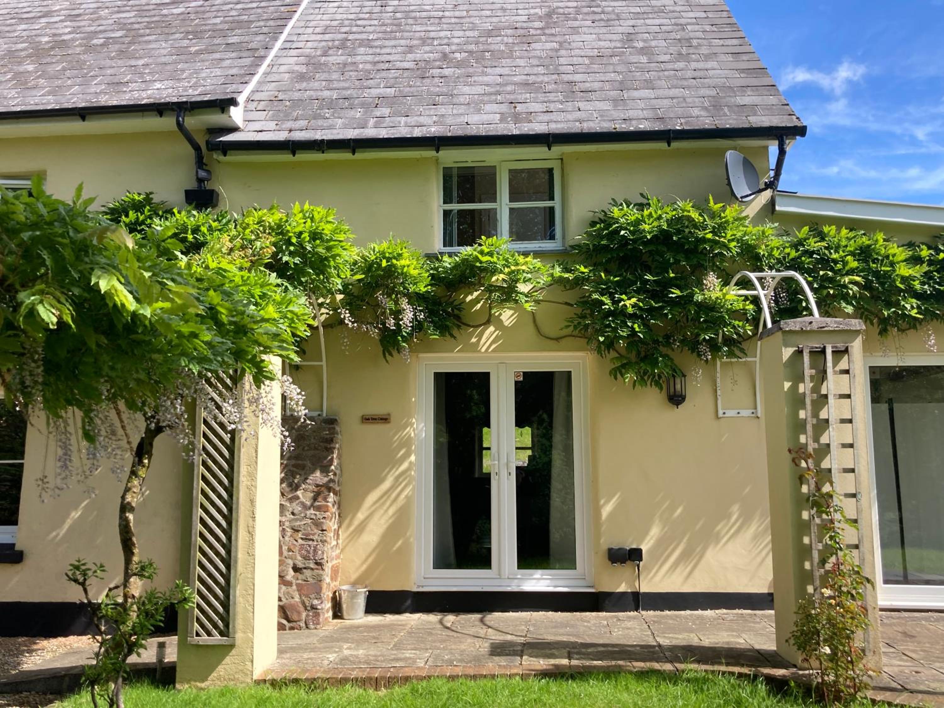 Oak Tree Cottage With Indoor Pool In Devon view 4