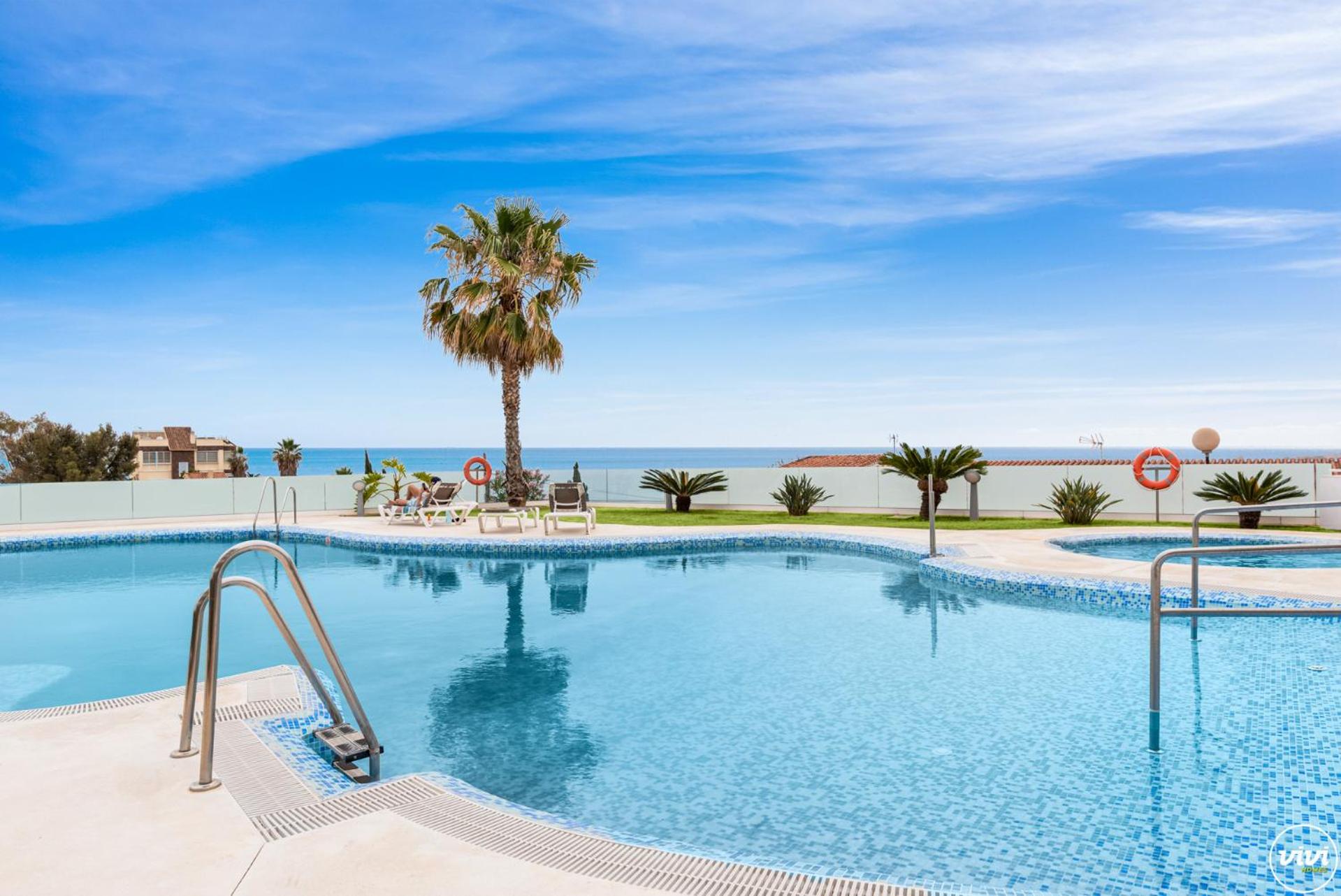 ViVi Homes - Sultana Gym, Pool, Terrace & Sea View