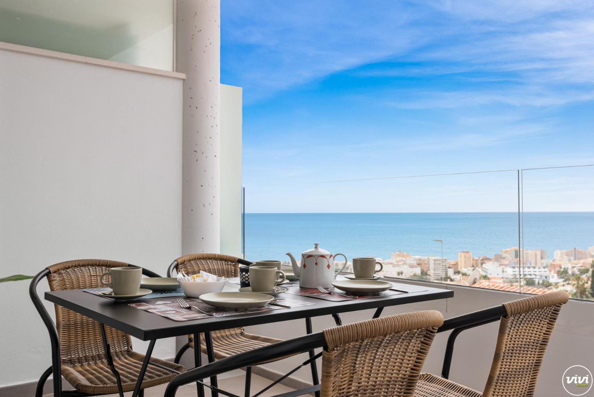 ViVi Homes - Sultana Gym, Pool, Terrace & Sea View