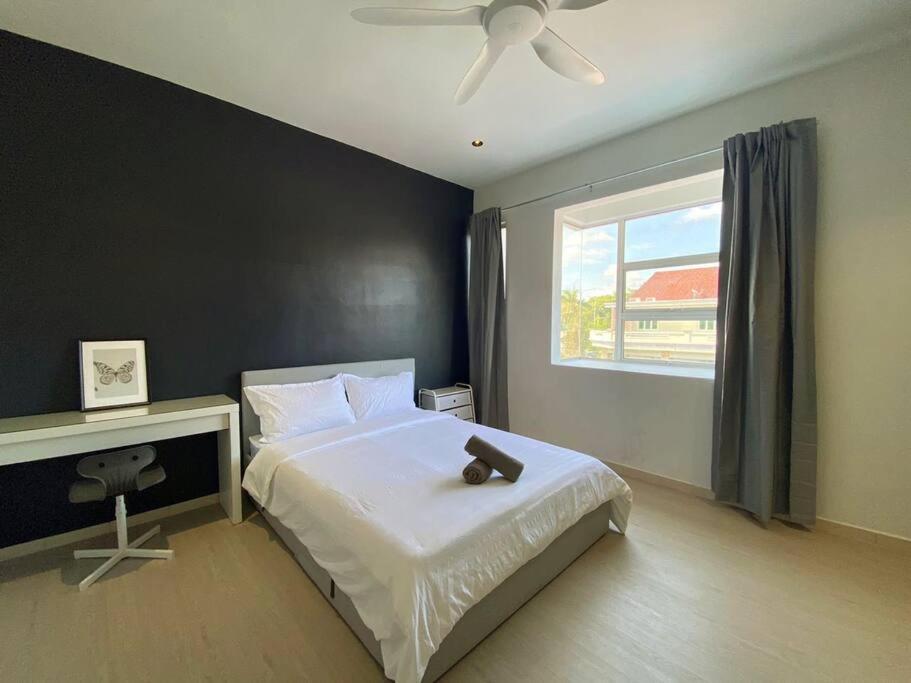 IKEA Modernism House 10Pax`Near Icon City photo 4