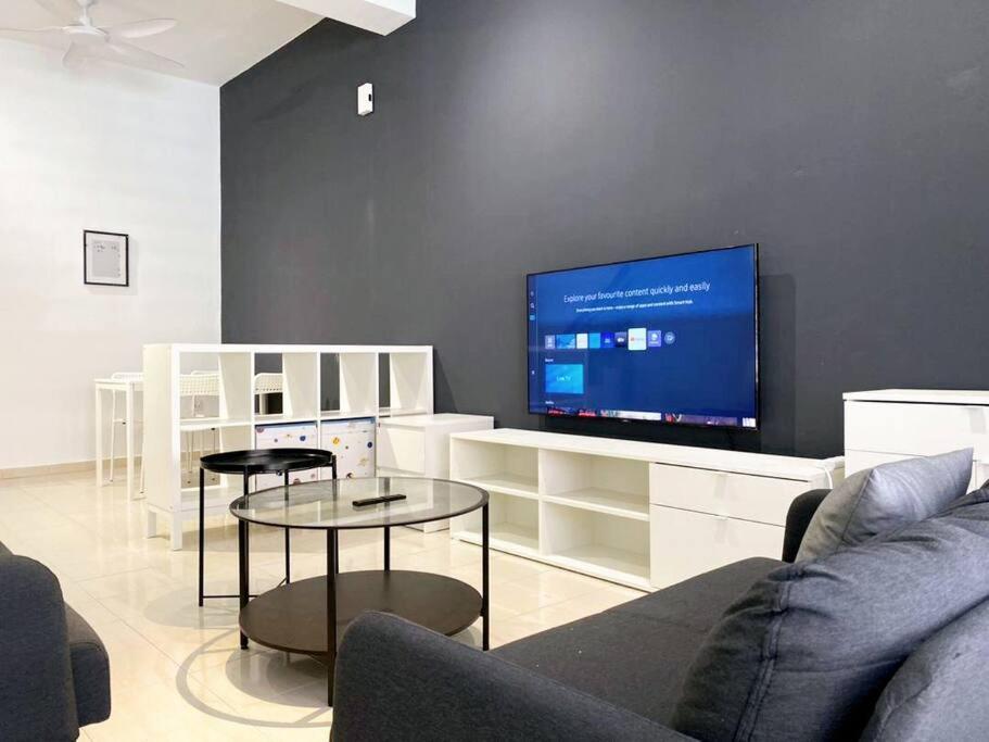 IKEA Modernism House 10Pax`Near Icon City photo 6