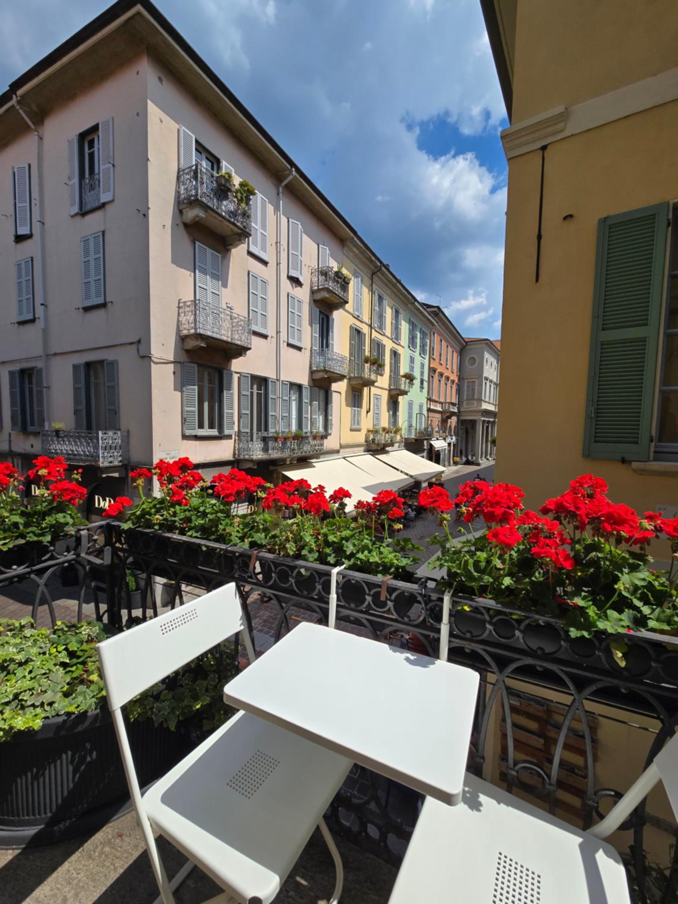 Russomanno Apartments