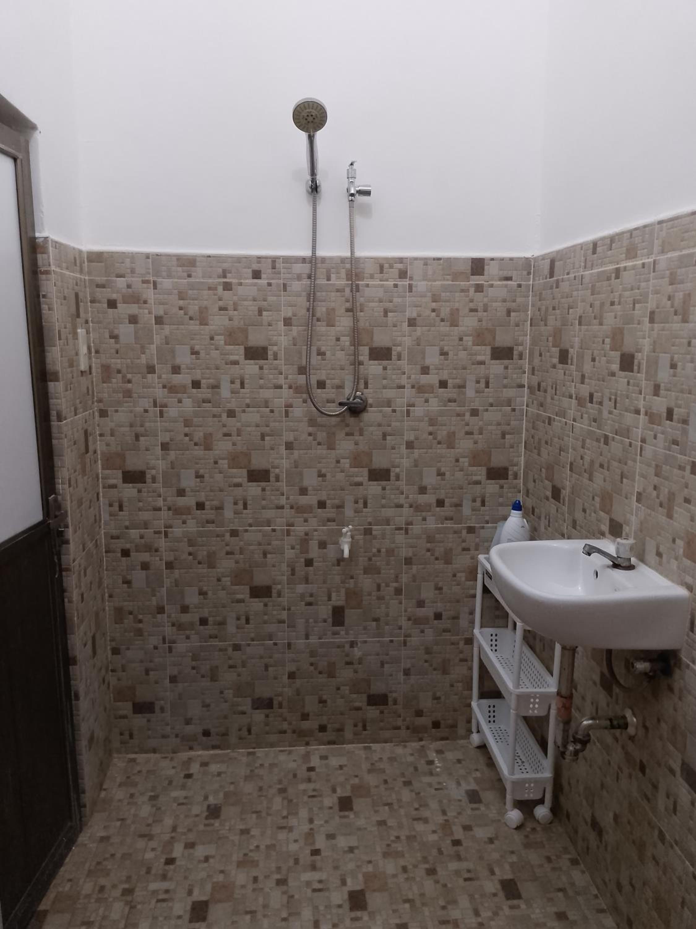 klay'S B house