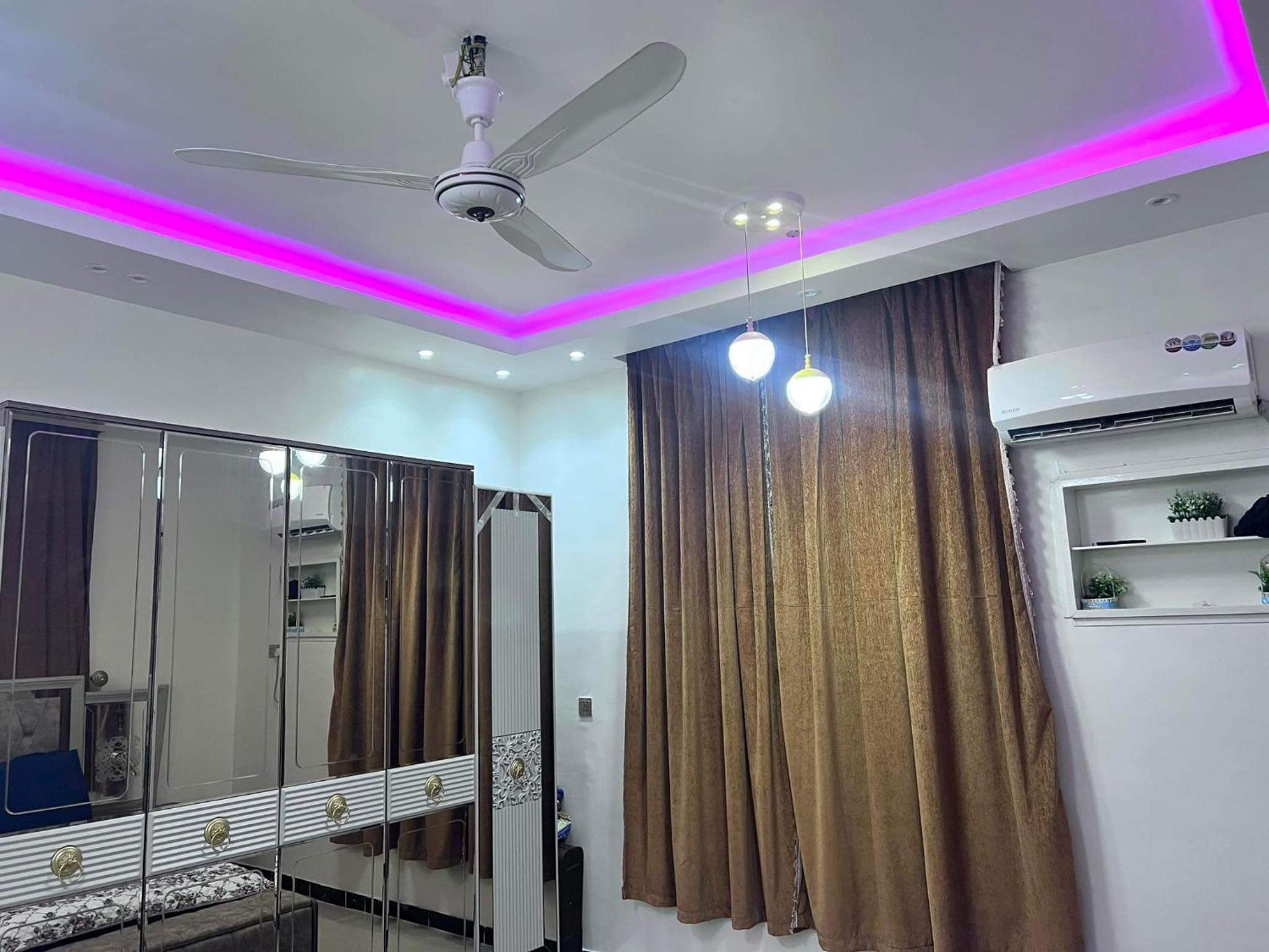 2 bedrooms apartment in old inmaa city aden yemen view 4