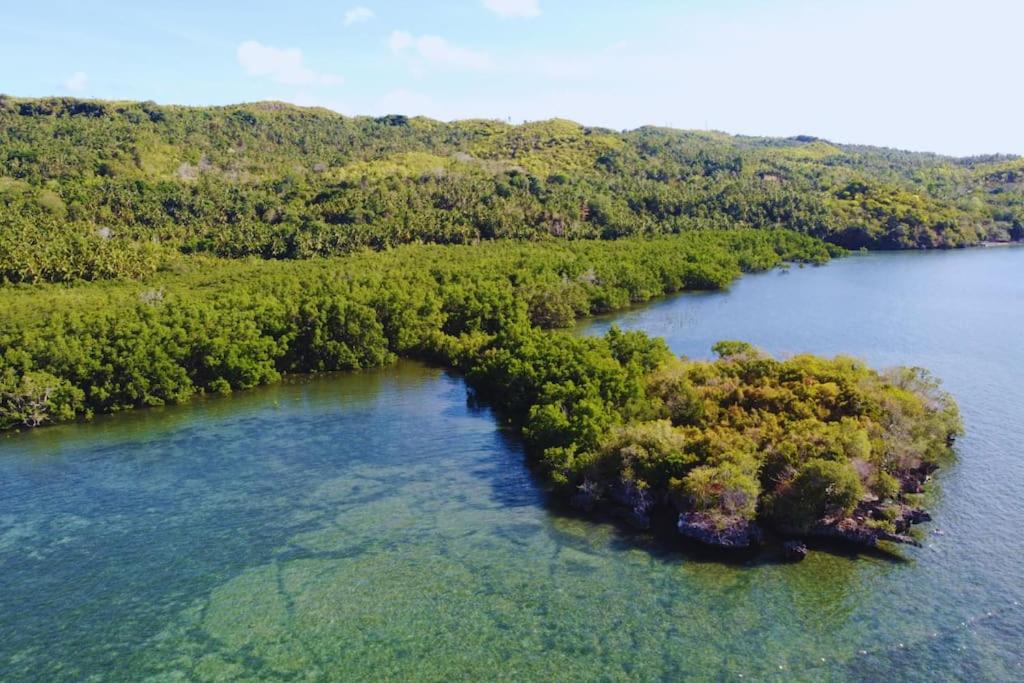 Camotes Island Villa - 9 minutes to Beach - WiFi