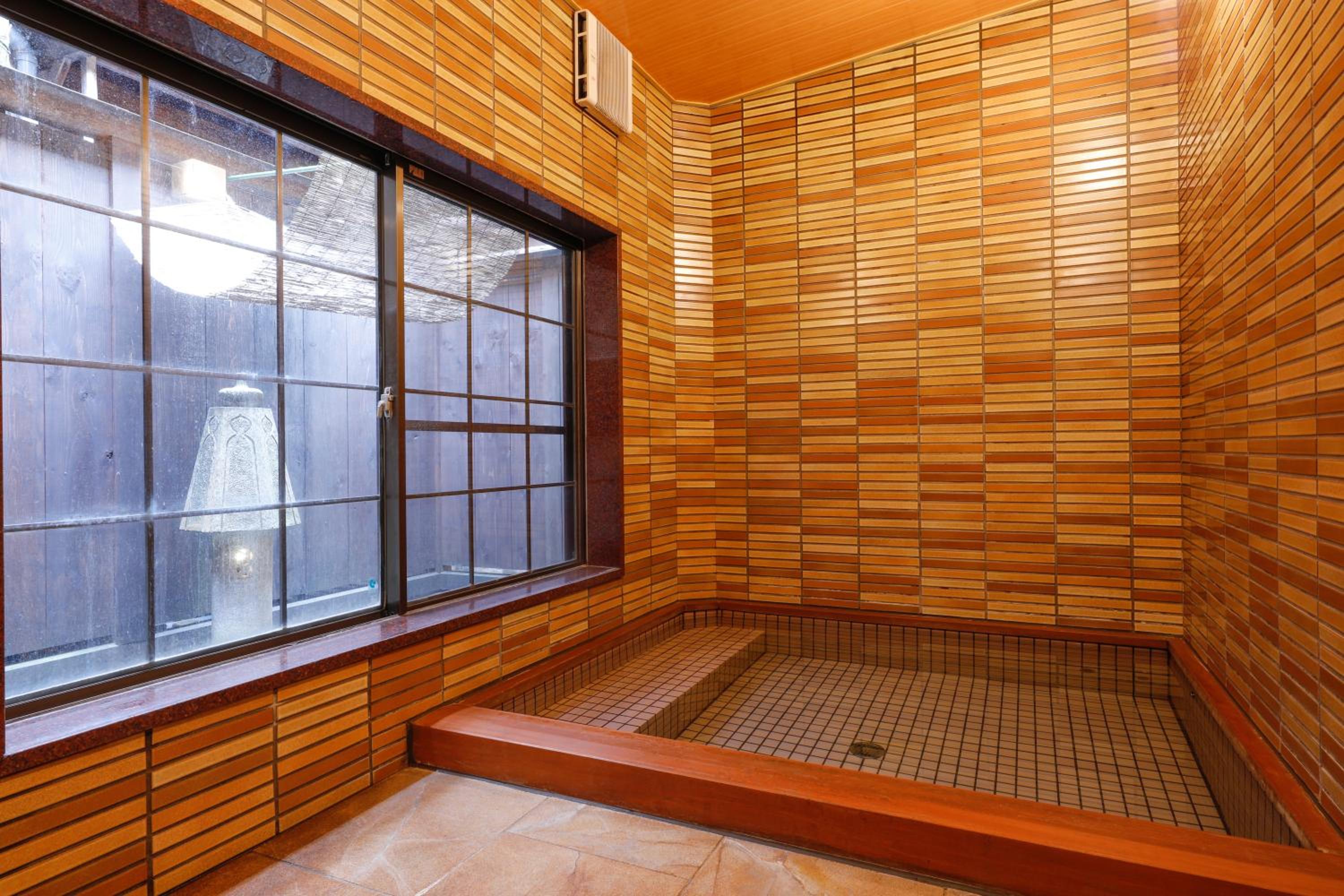 Tsuruya Ryokan