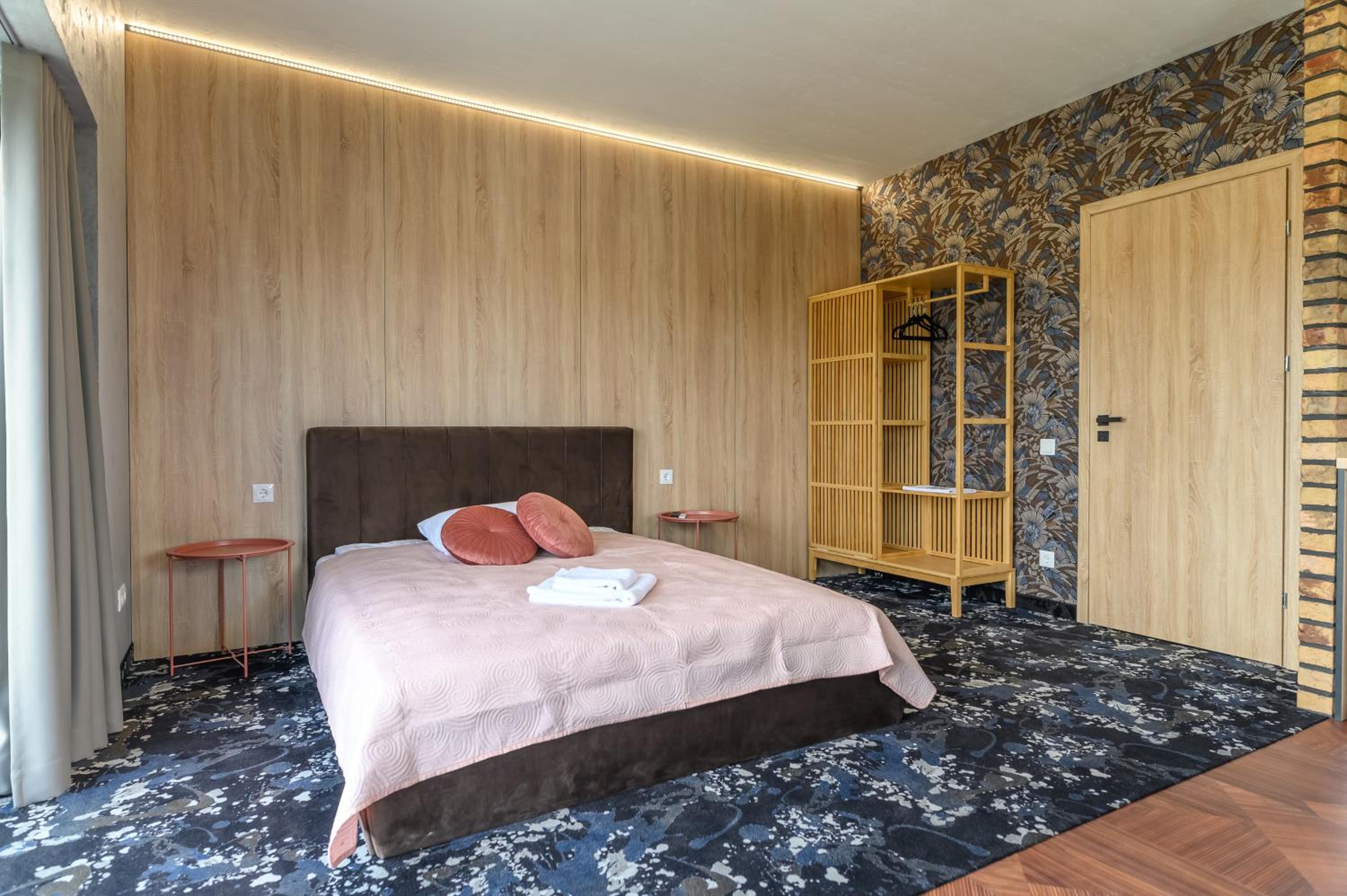 Synet CoLiving