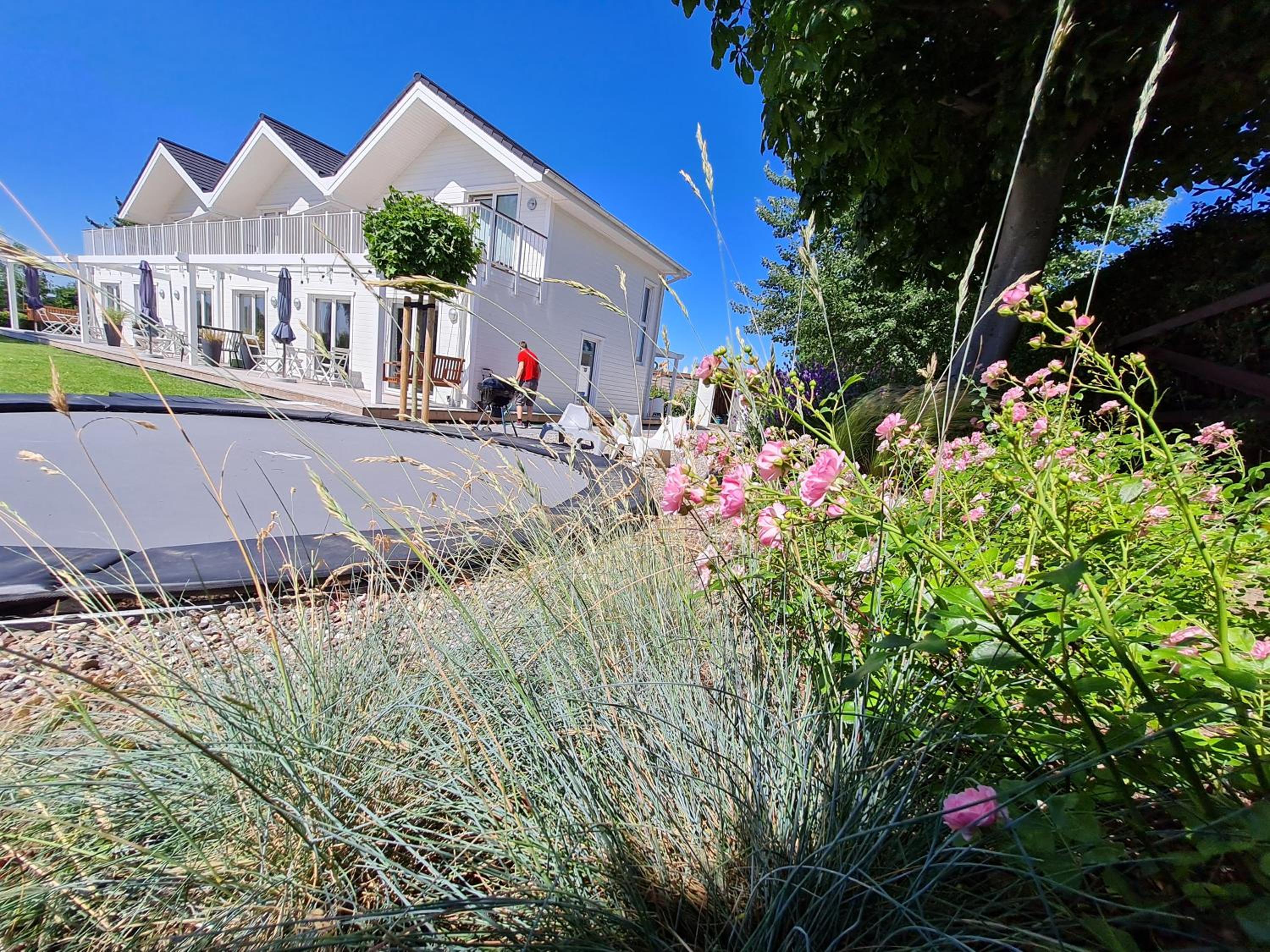 BADEBUDE Ostsee Ferienhaus großem Garten