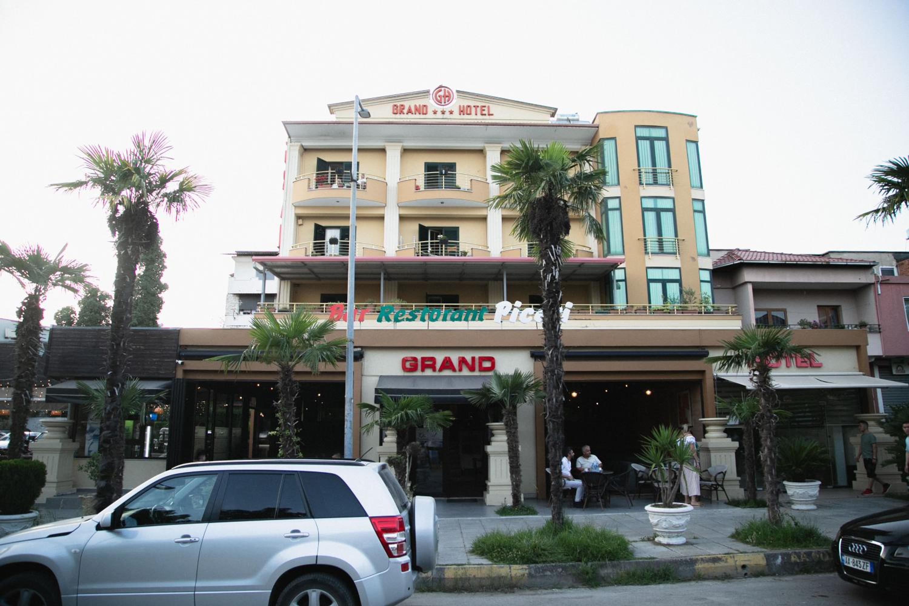 Grand Hotel