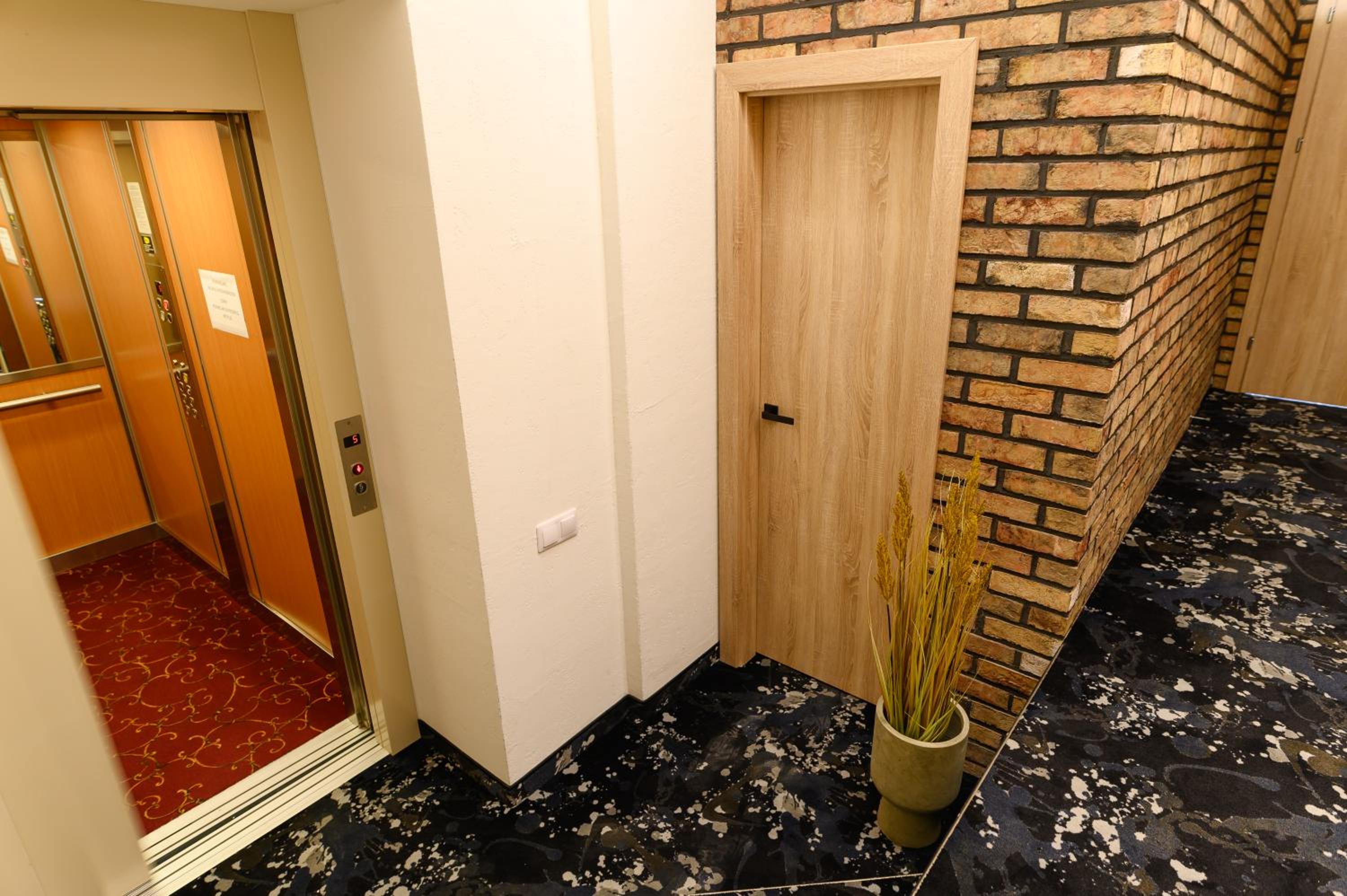 Synet CoLiving