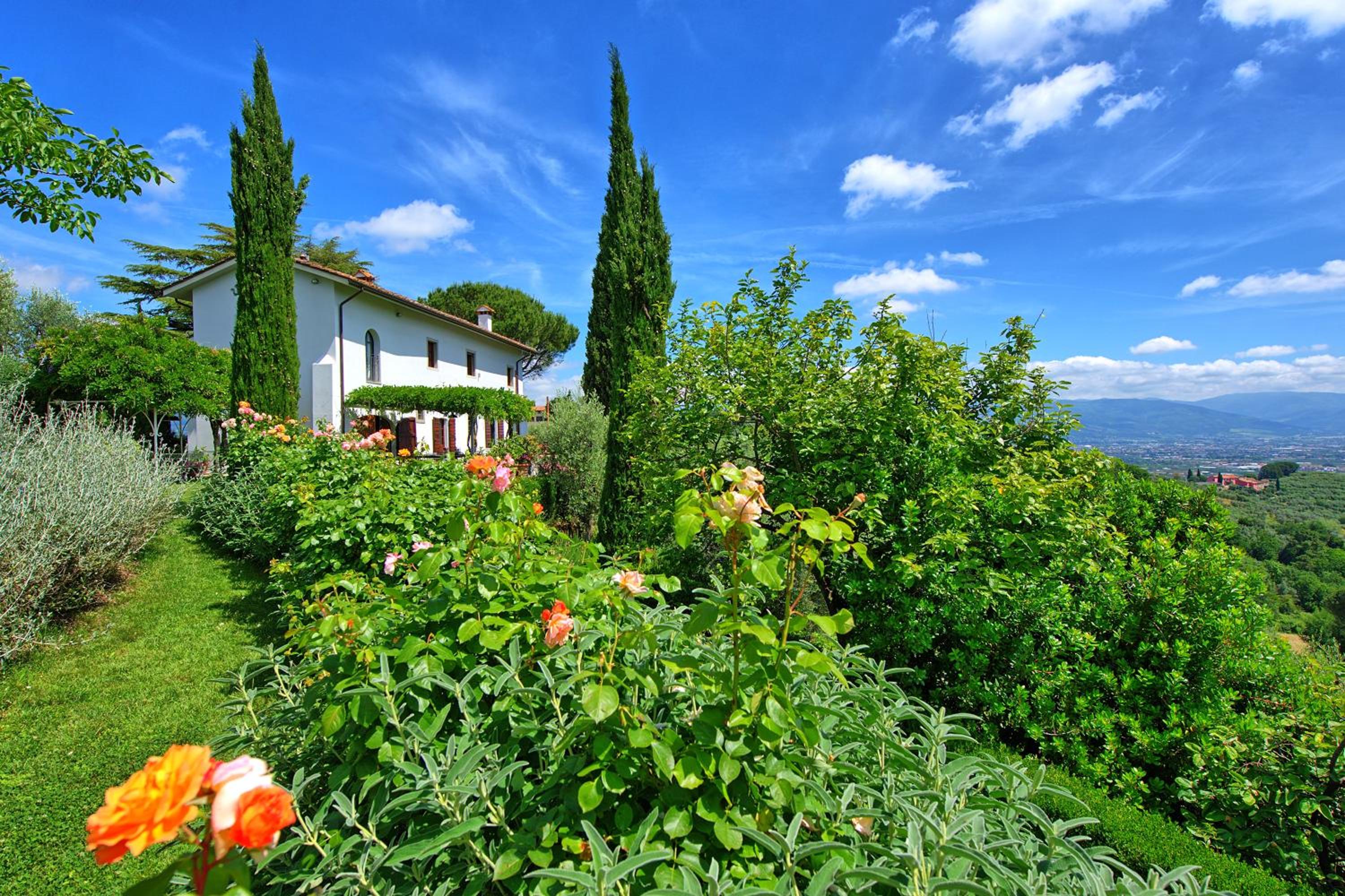 Villa Mami by PosarelliVillas