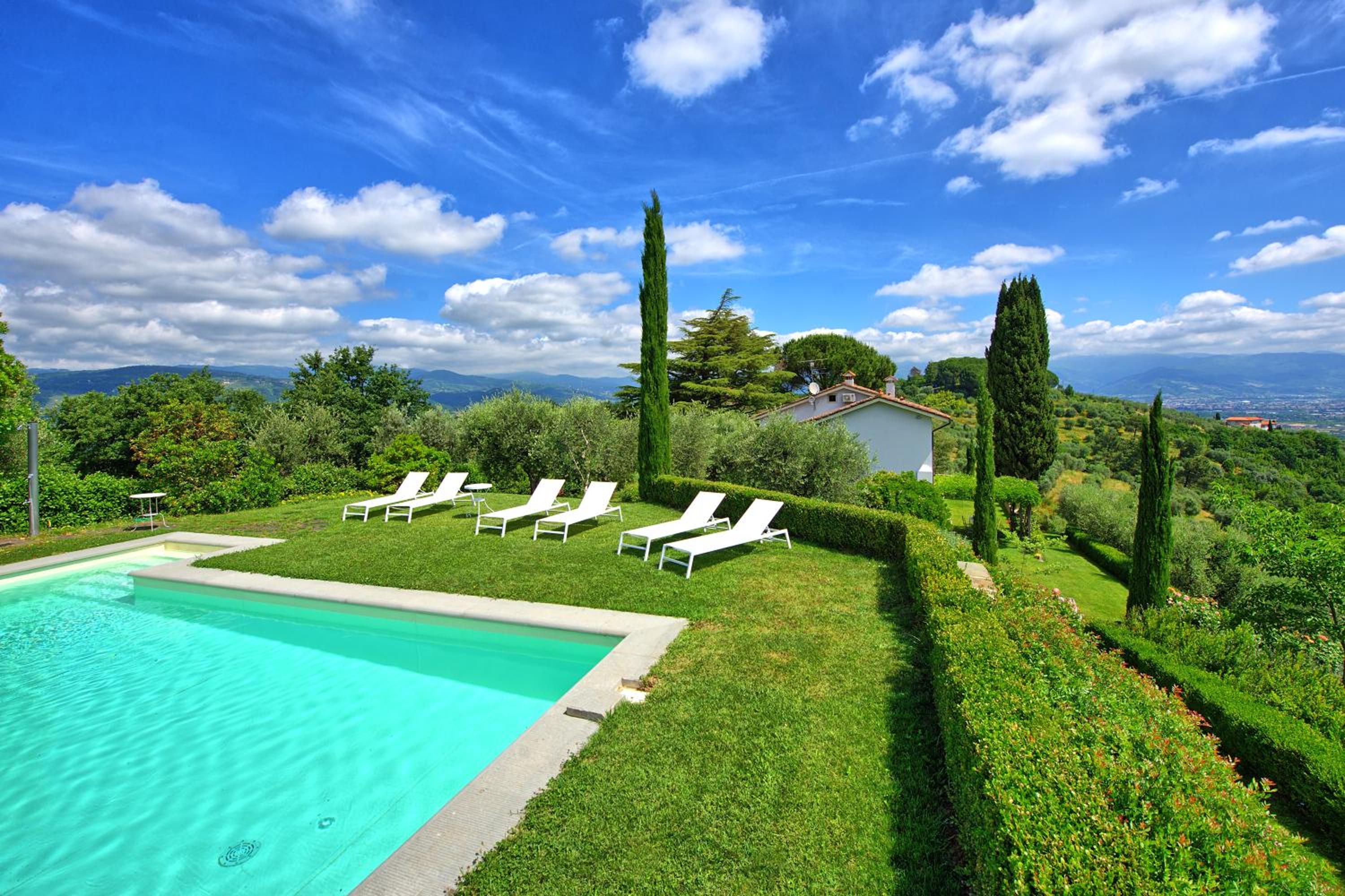 Villa Mami by PosarelliVillas