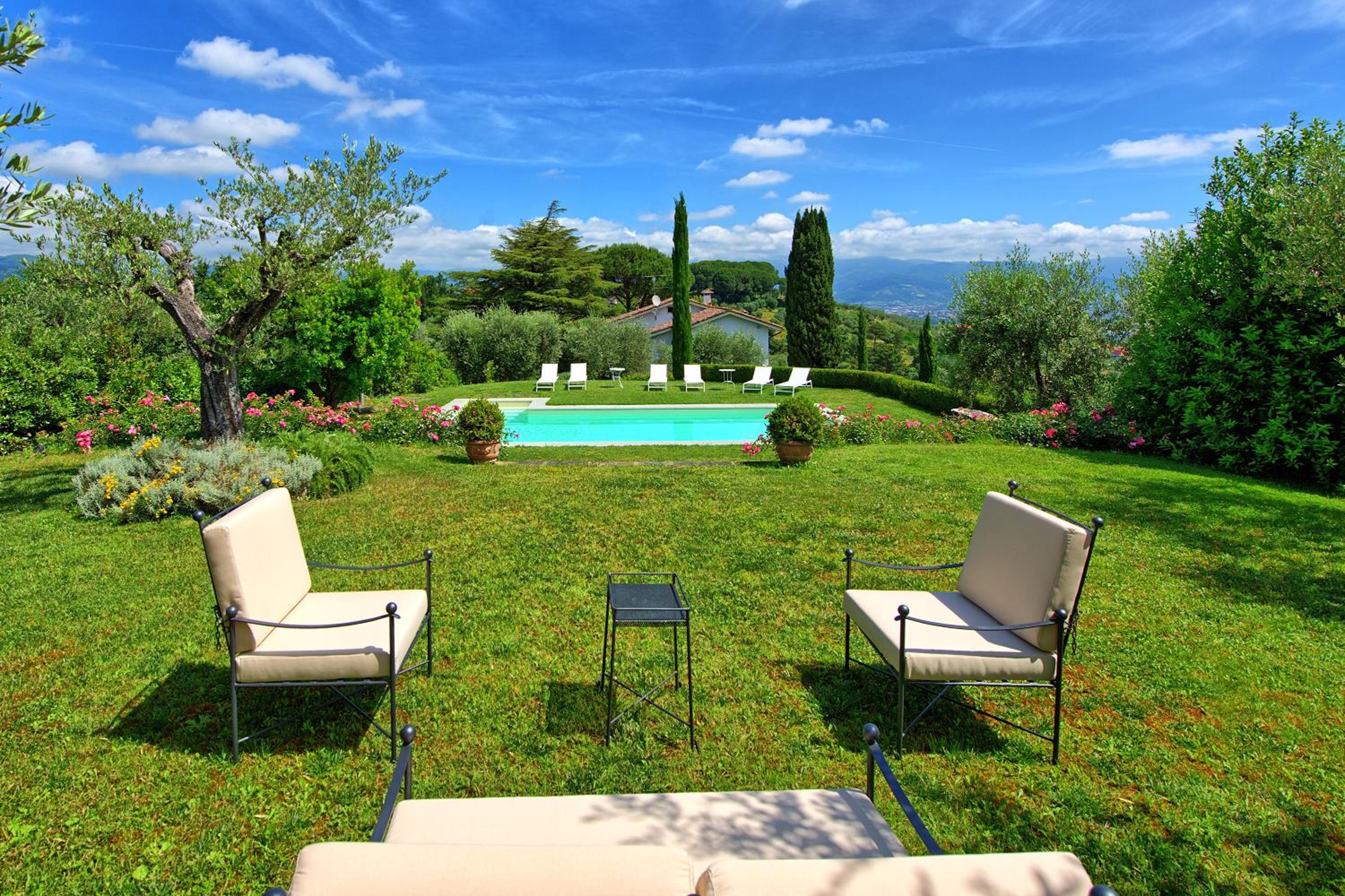 Villa Mami by PosarelliVillas