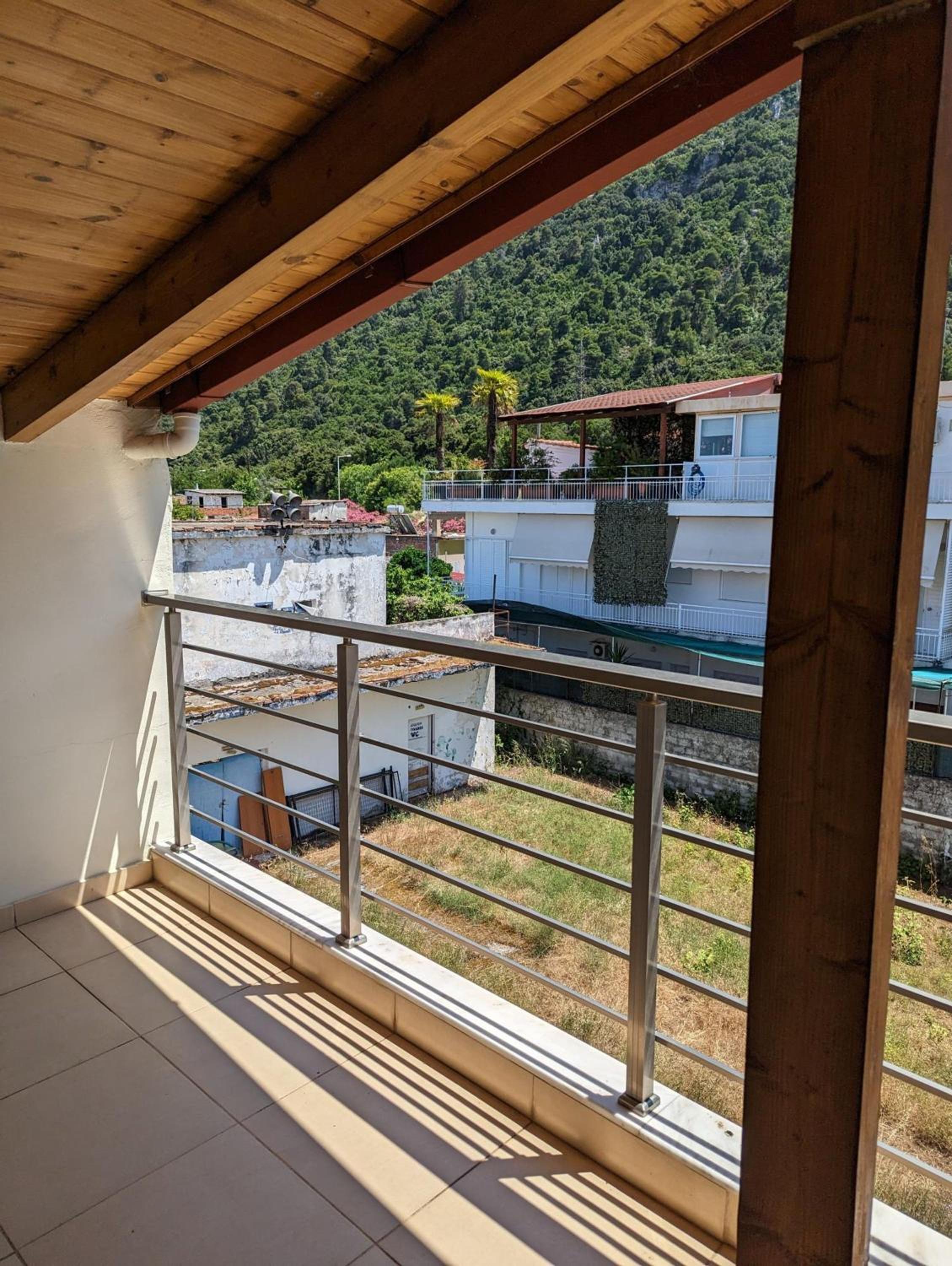 Samaras Apartments in Kamena Vourla photo 4