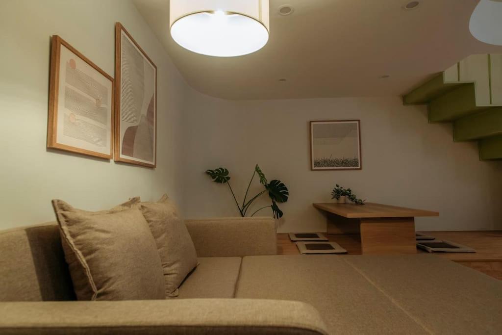 Lucy Homee apartment