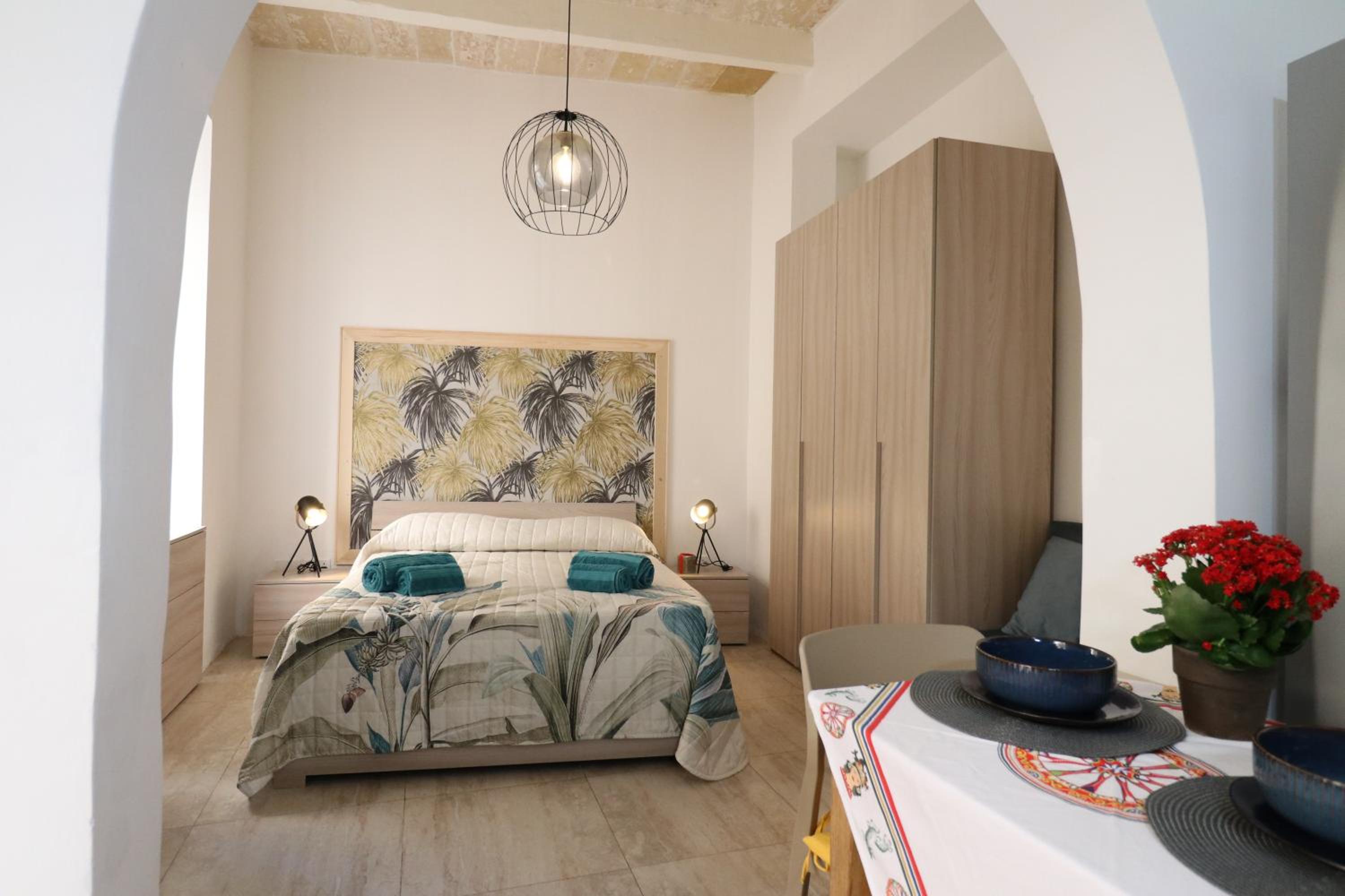 Gardjola Apartment - Authentic Stay By the Marina, Ideal for Couples view 5