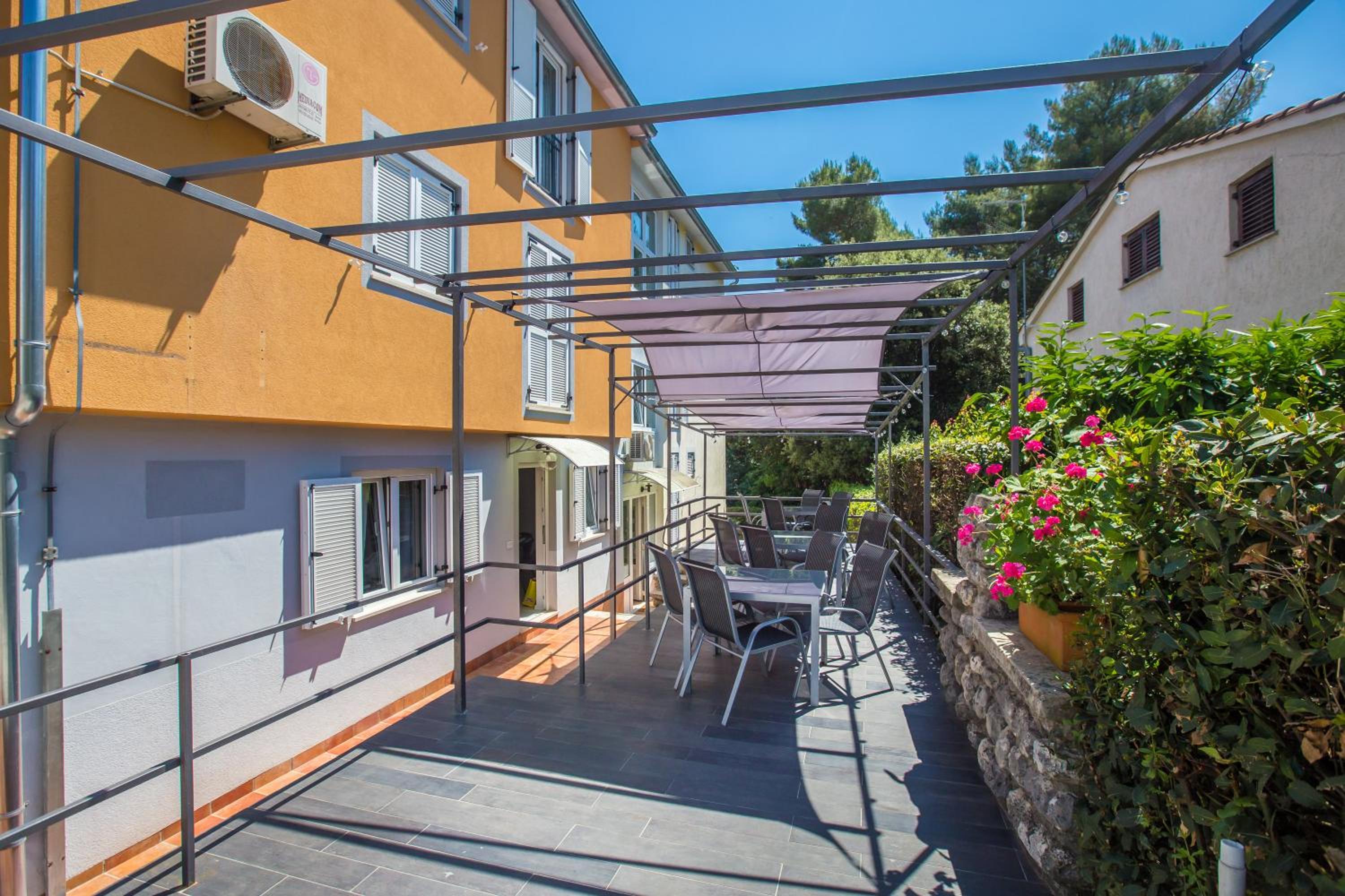 Apartments Villa Borik