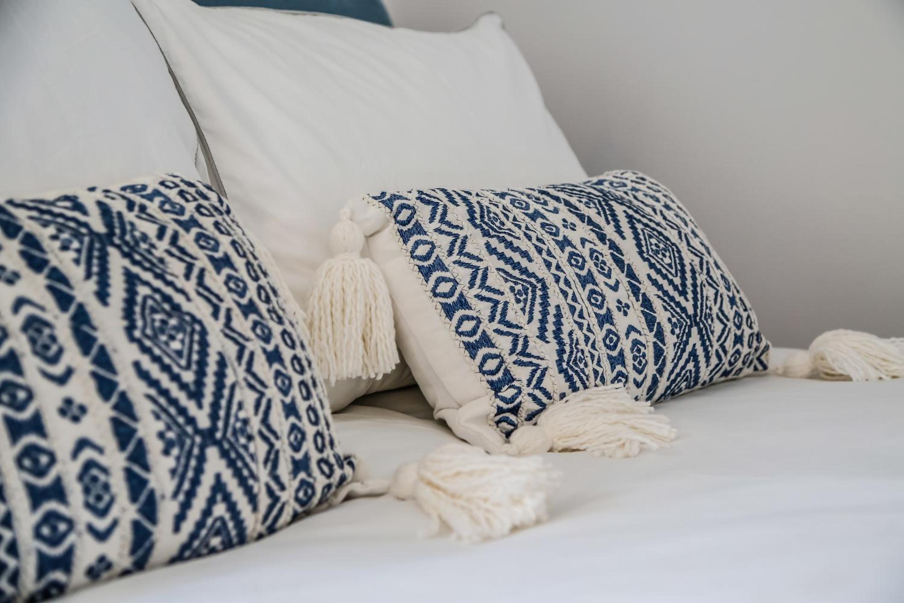 Blissview - Beach front apartment in East Wittering Village view 3