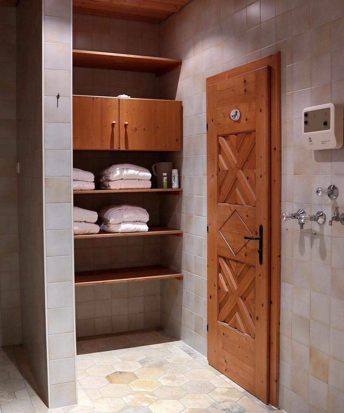 Unique Luxury Villa 22 min to Munich 290m2 Pool Sauna