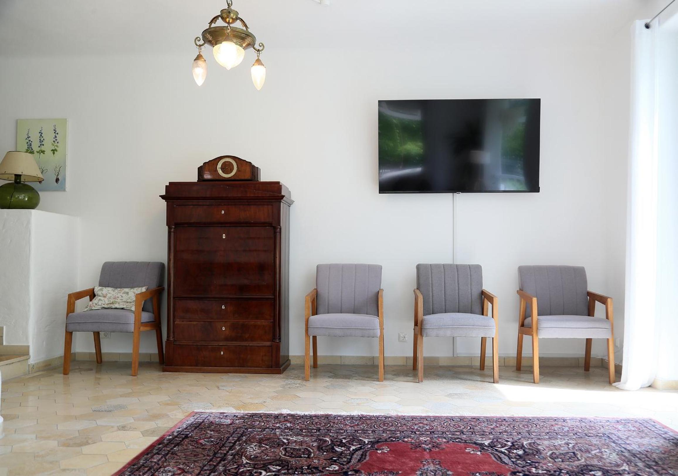 Unique Luxury Villa 22 min to Munich 290m2 Pool Sauna