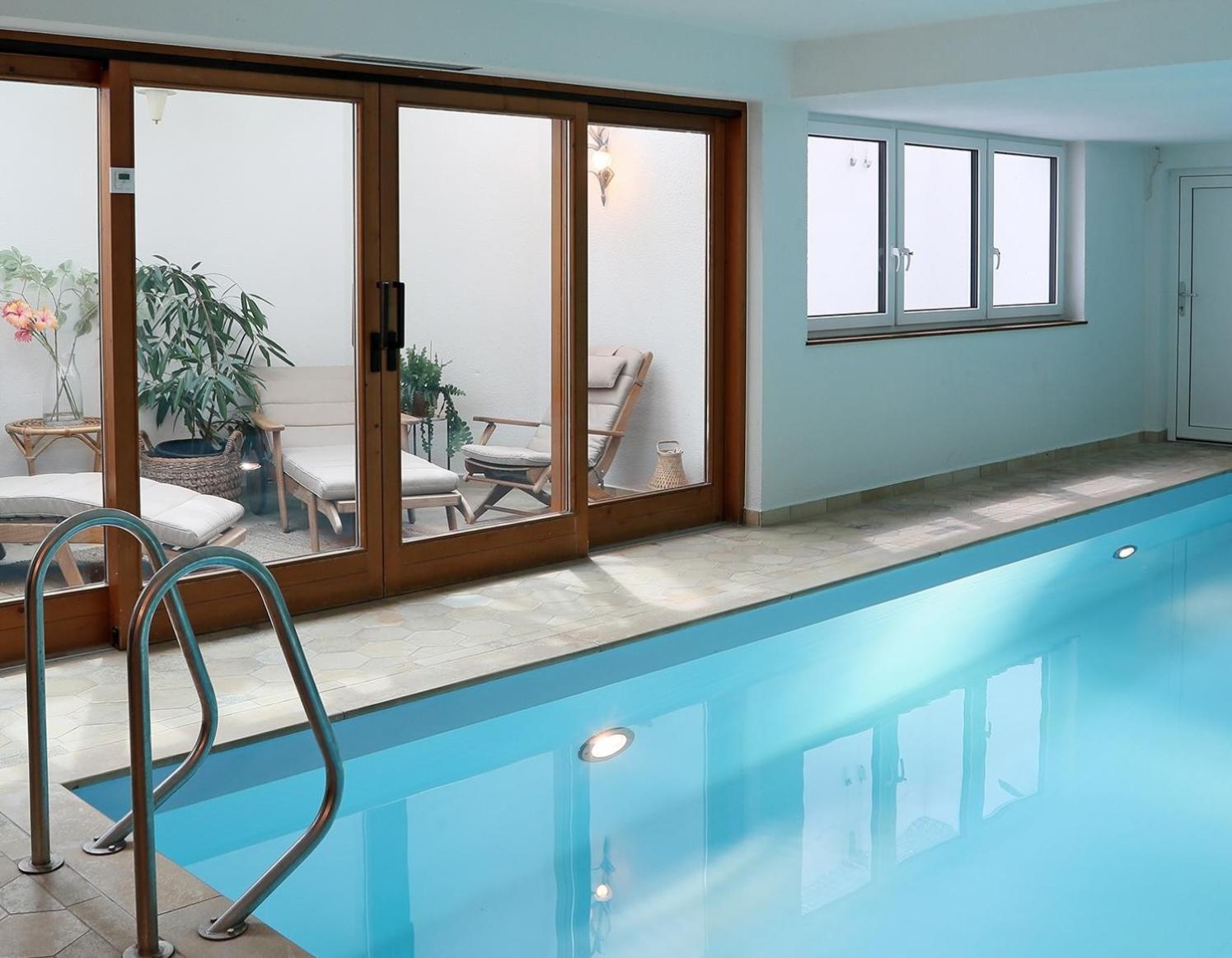 Unique Luxury Villa 22 min to Munich 290m2 Pool Sauna