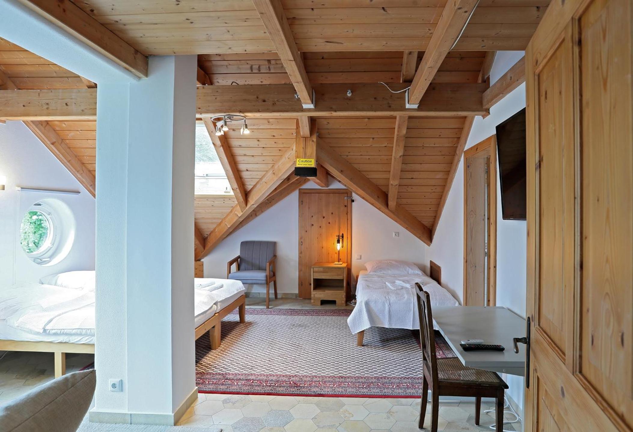 Unique Luxury Villa 22 min to Munich 290m2 Pool Sauna