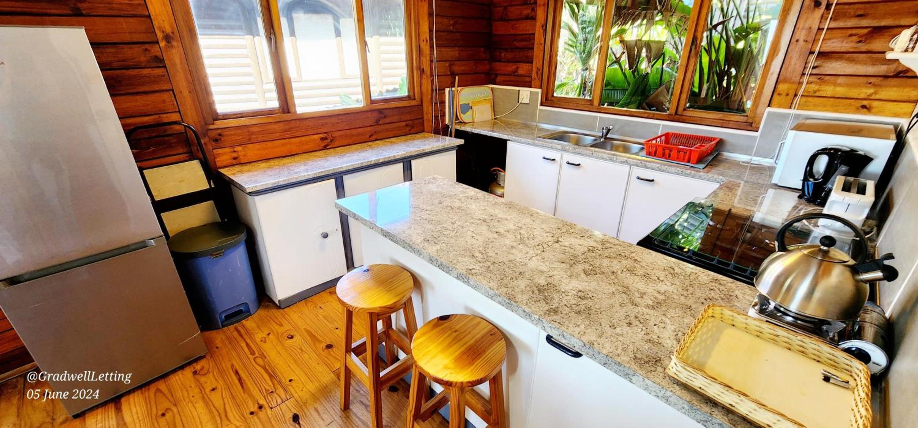 Milkwood Lodge 5 - Sleeps 6 view 5
