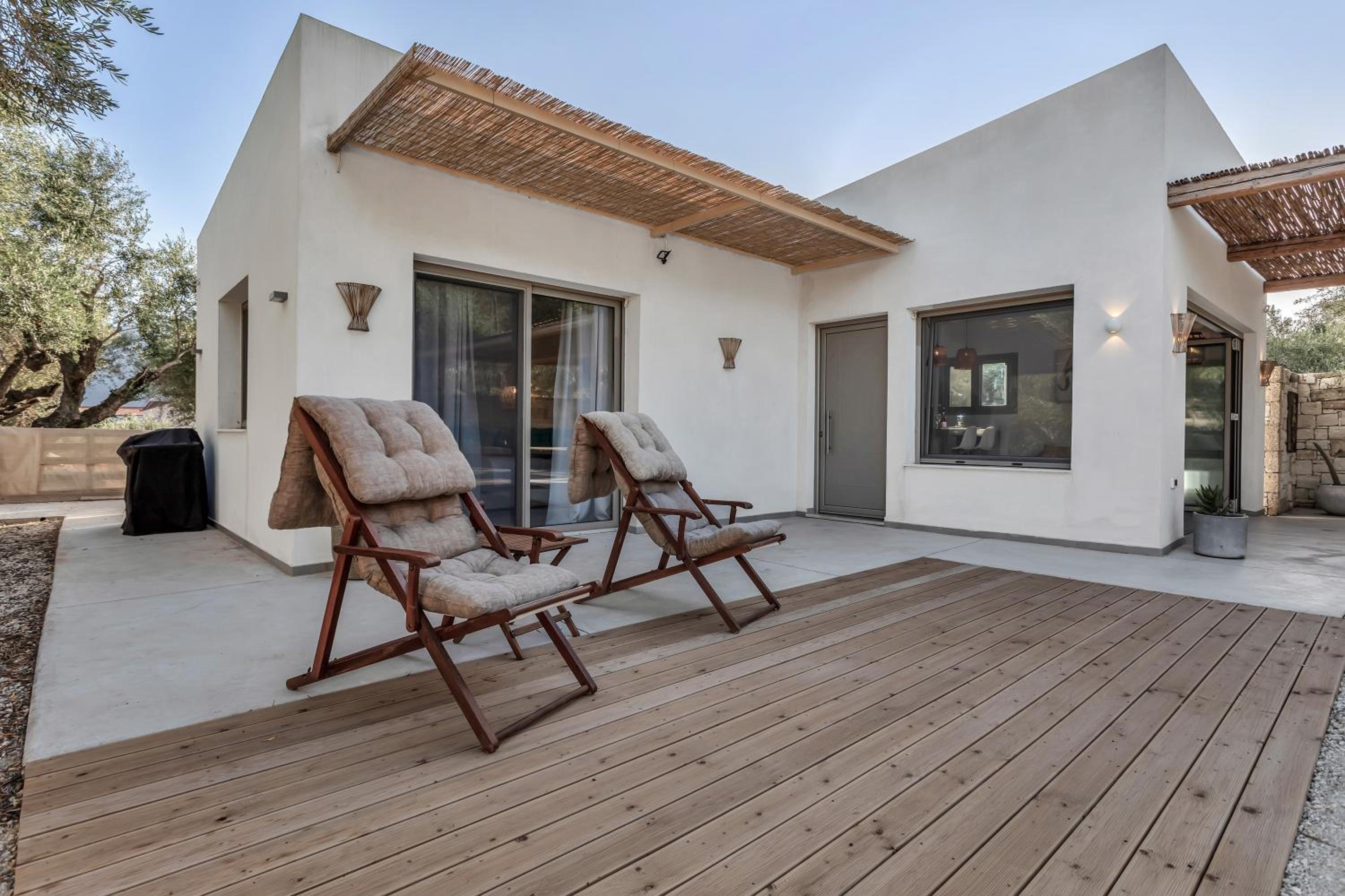 Natura Oliva House