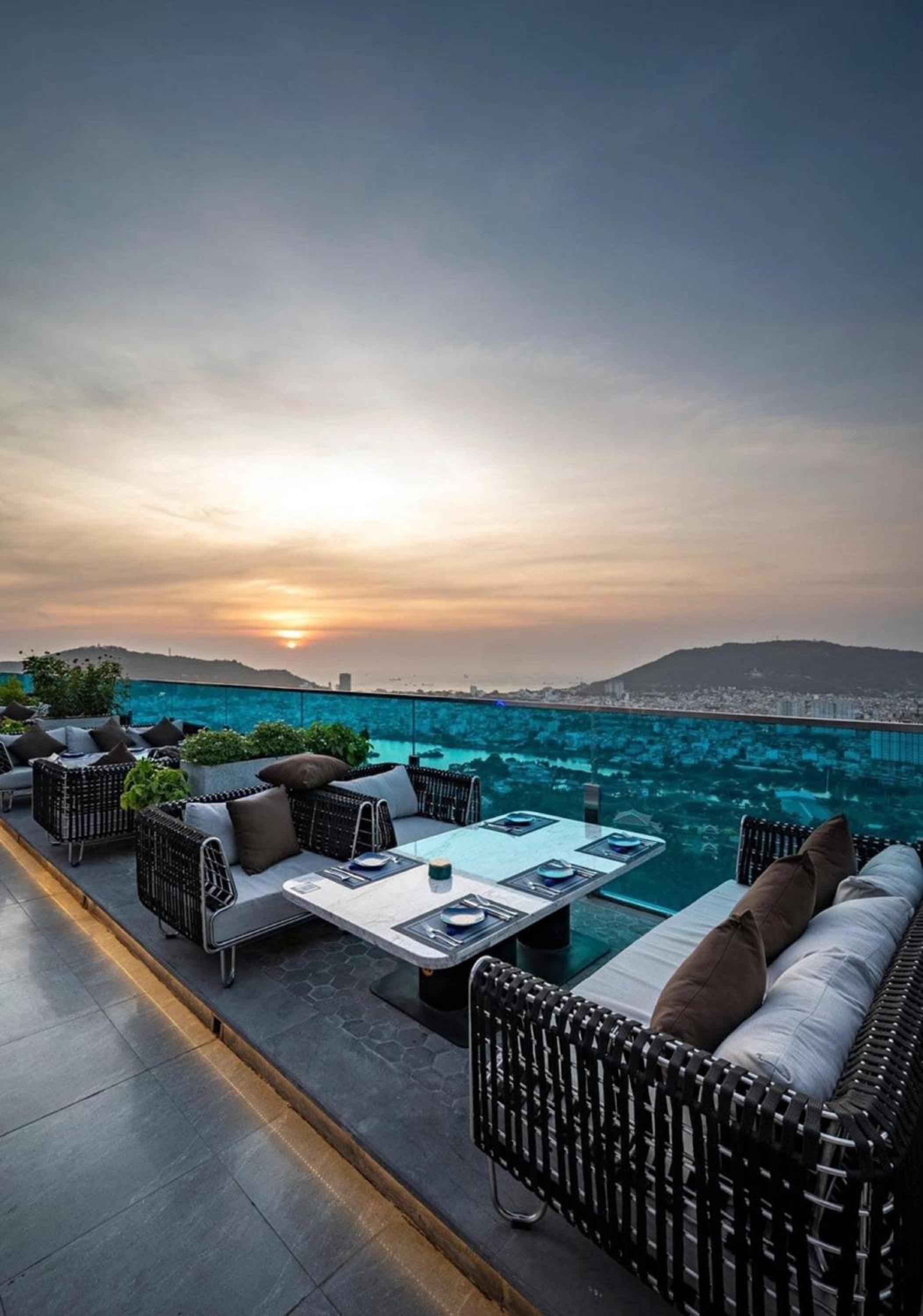 Mon Mon's Homestay in Oasky Sơn Thịnh 2 view 3