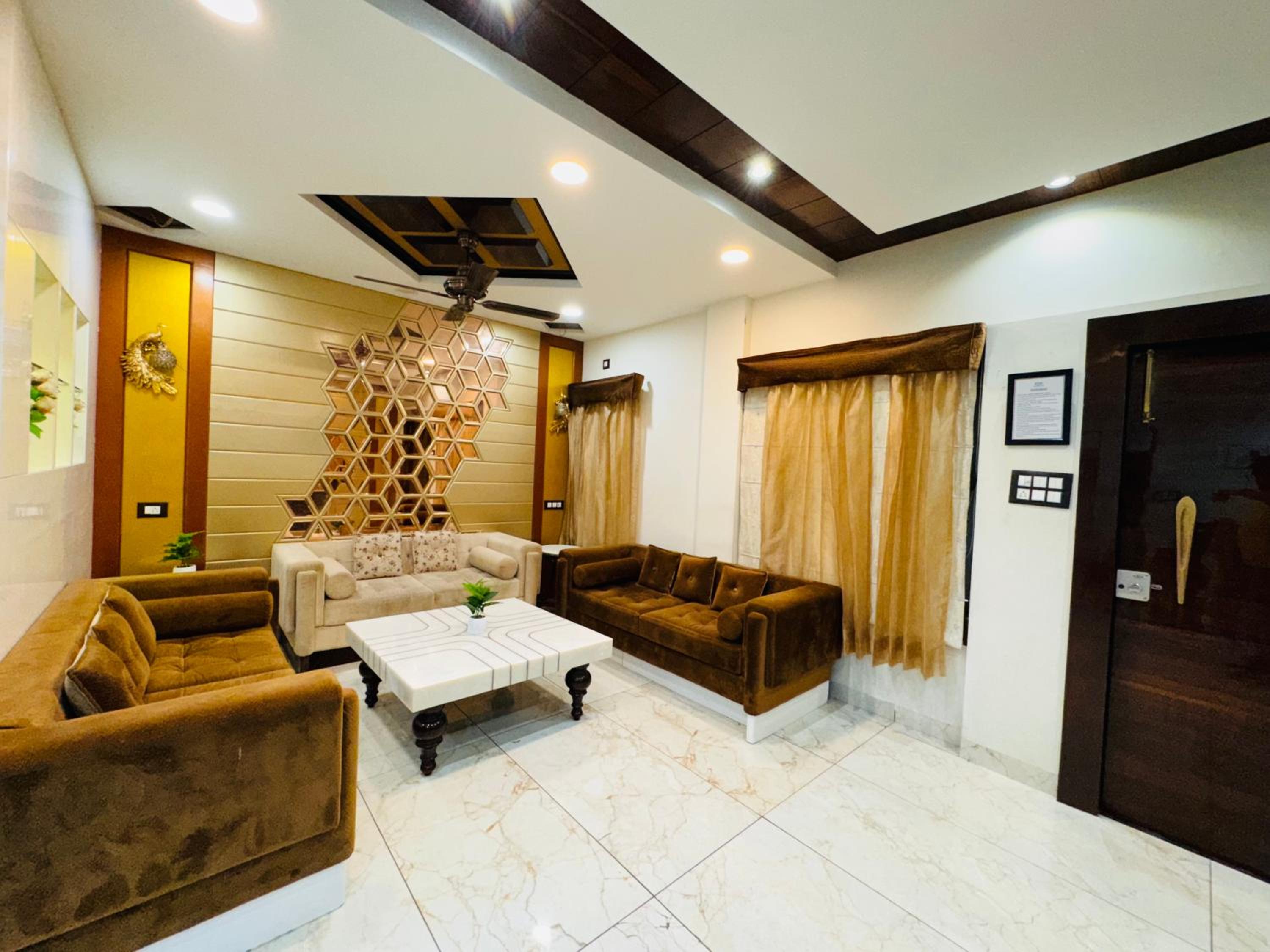 Home Escape 3BHK Luxury Duplex, Vijay Nagar