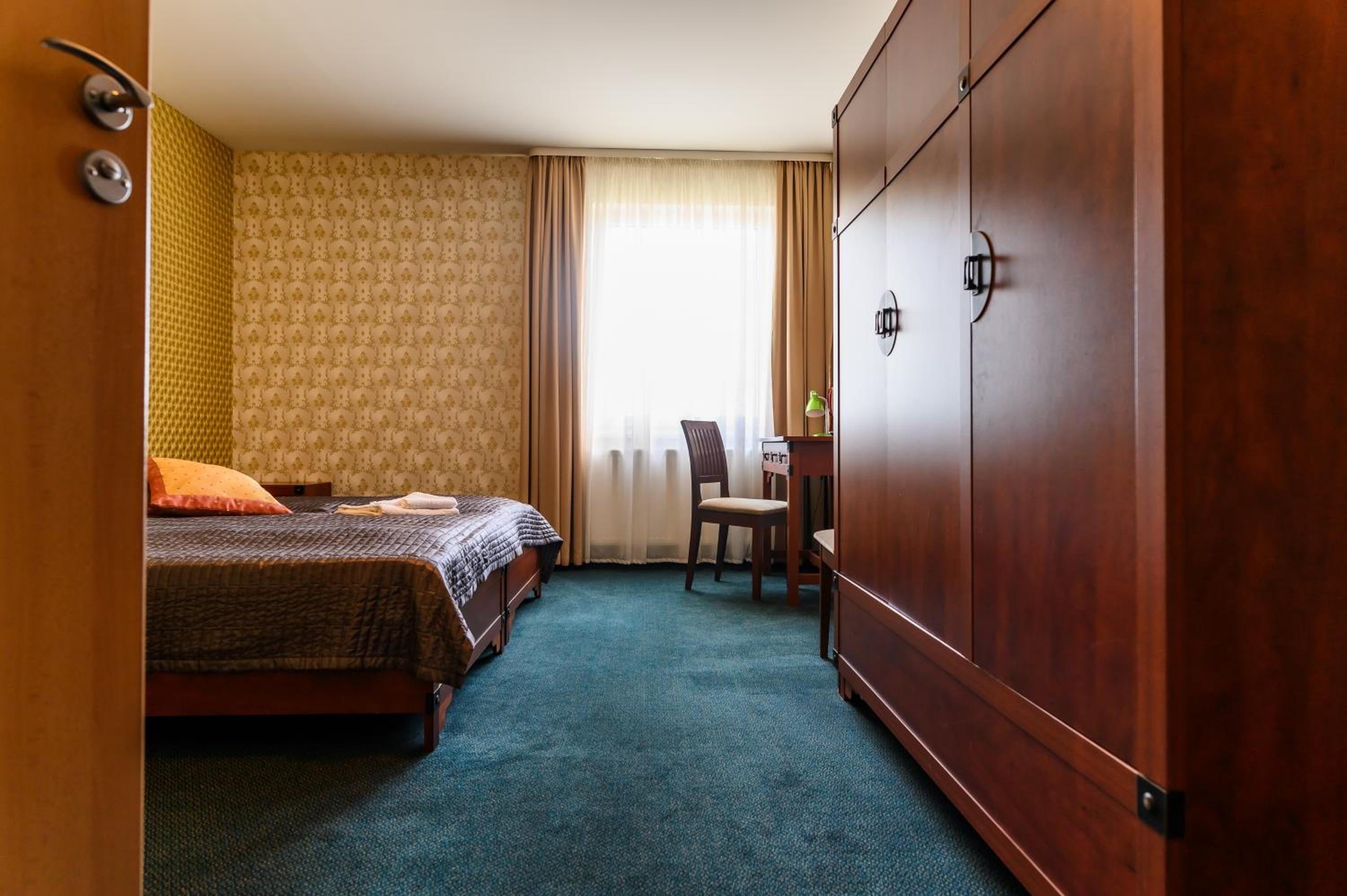 Synet CoLiving