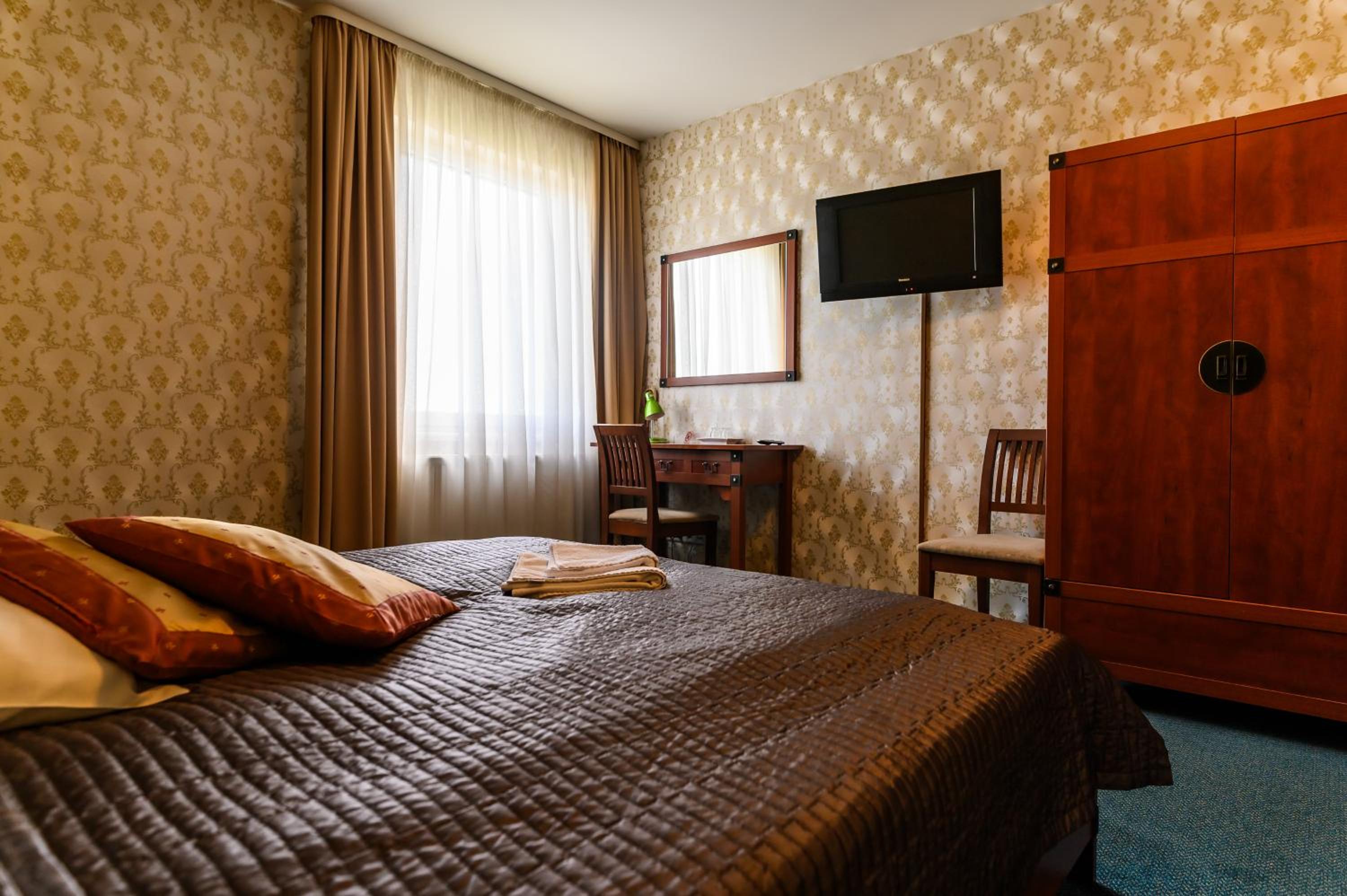 Synet CoLiving