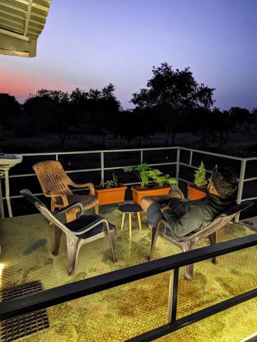 Cabana Eden - Cabin in the woods with splash pool view 4