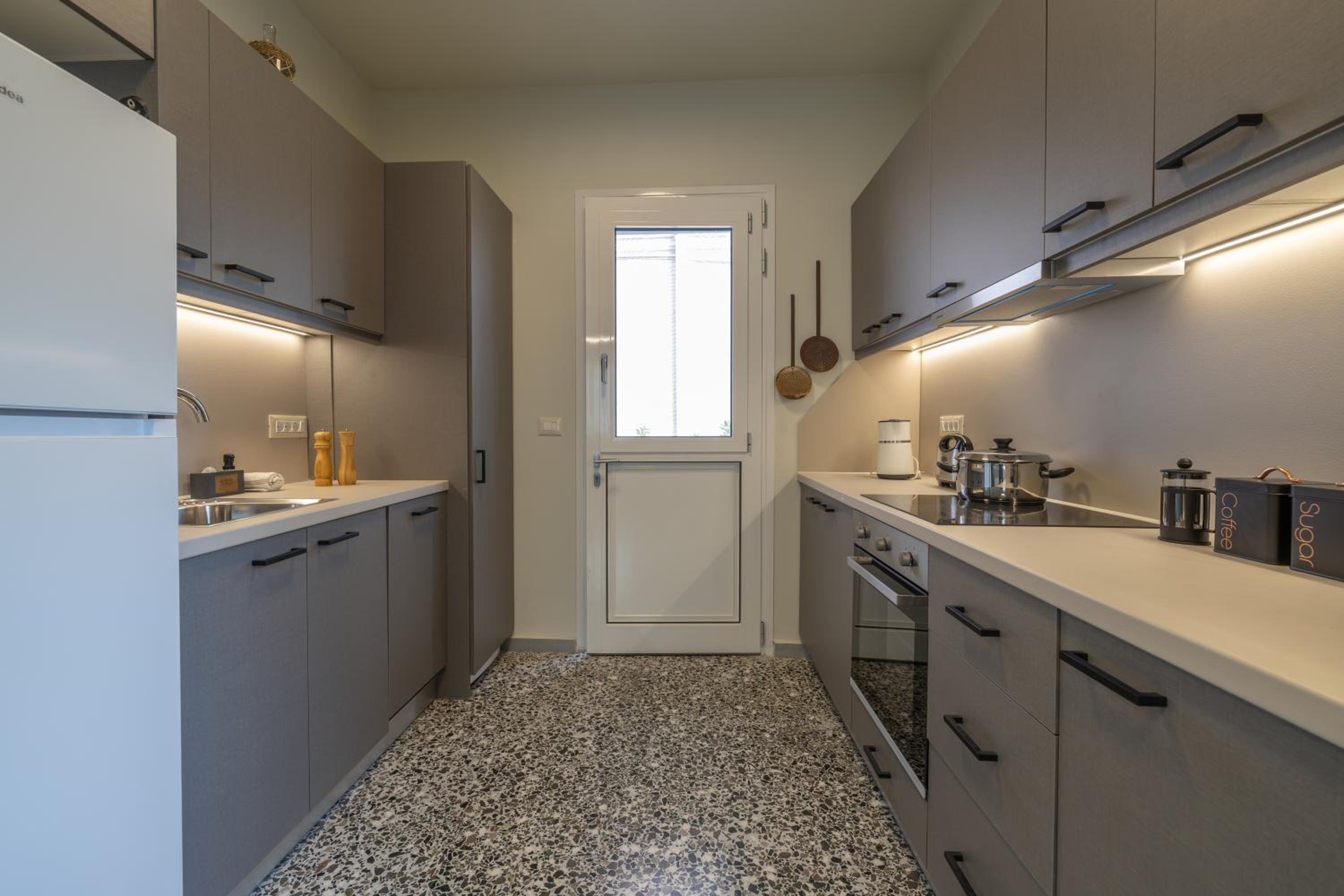 Two Bedroom Apartment Athena photo 5