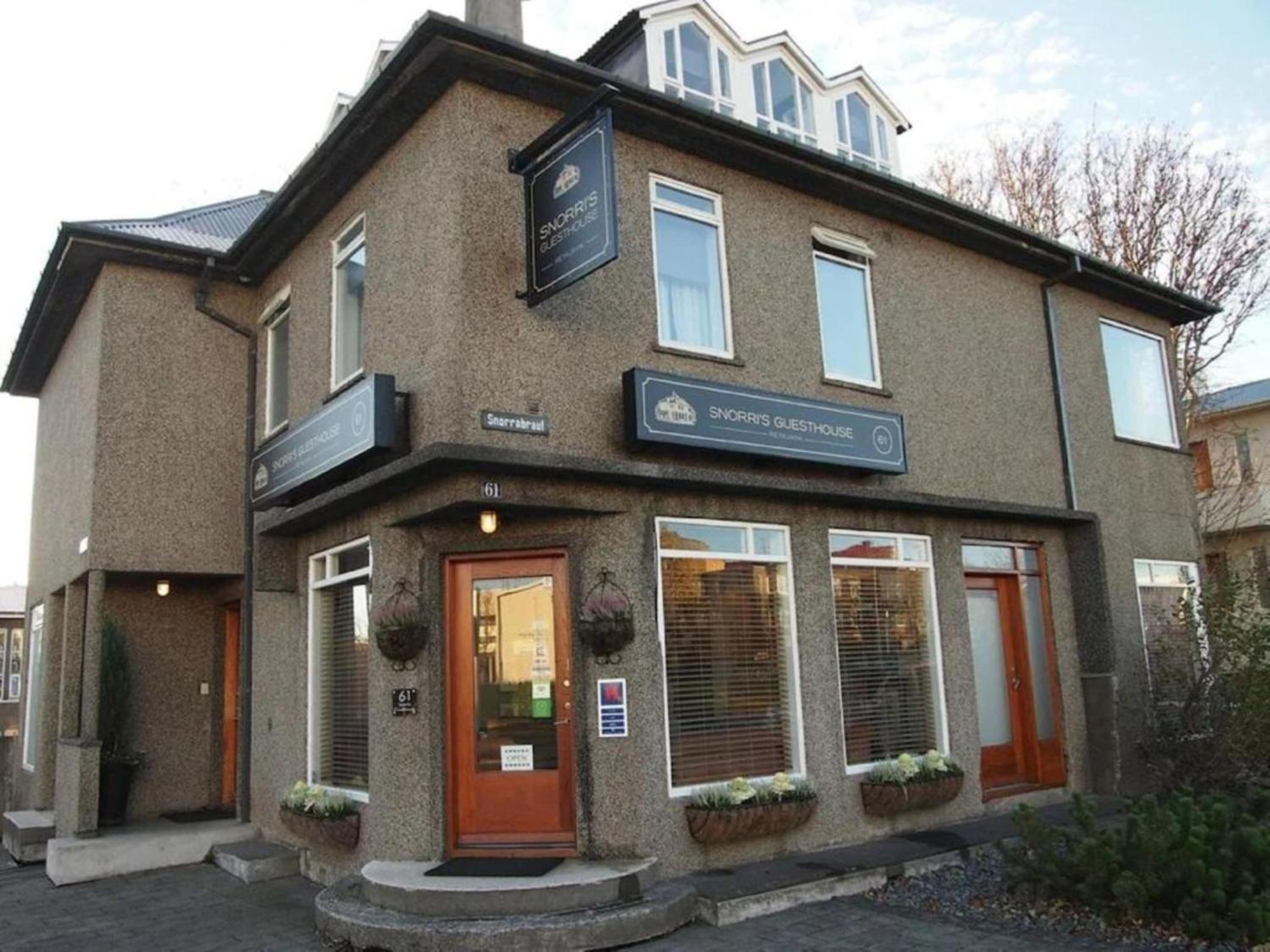 Photo 38
