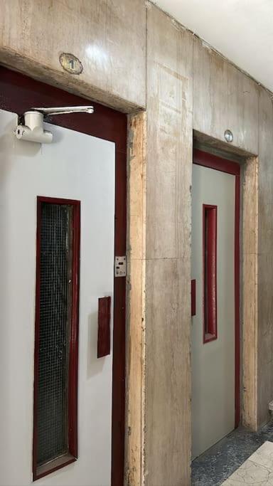 apartment in downtown Champollion street
