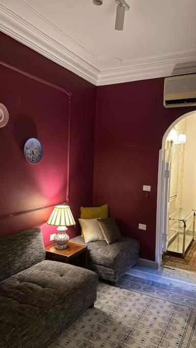 apartment in downtown Champollion street