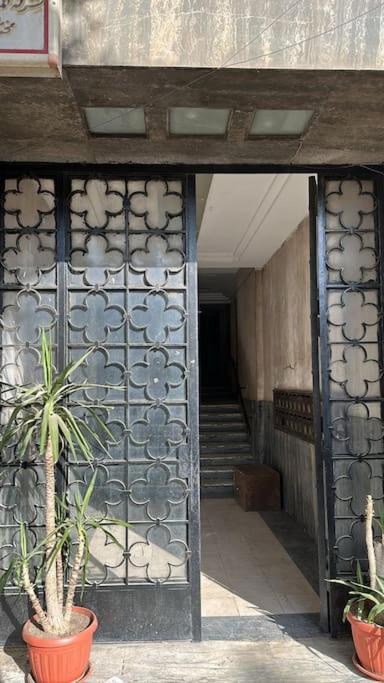 apartment in downtown Champollion street