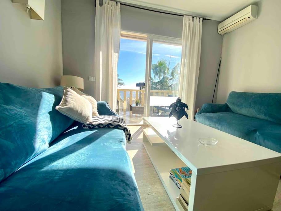 Sea frontline stylish beach House