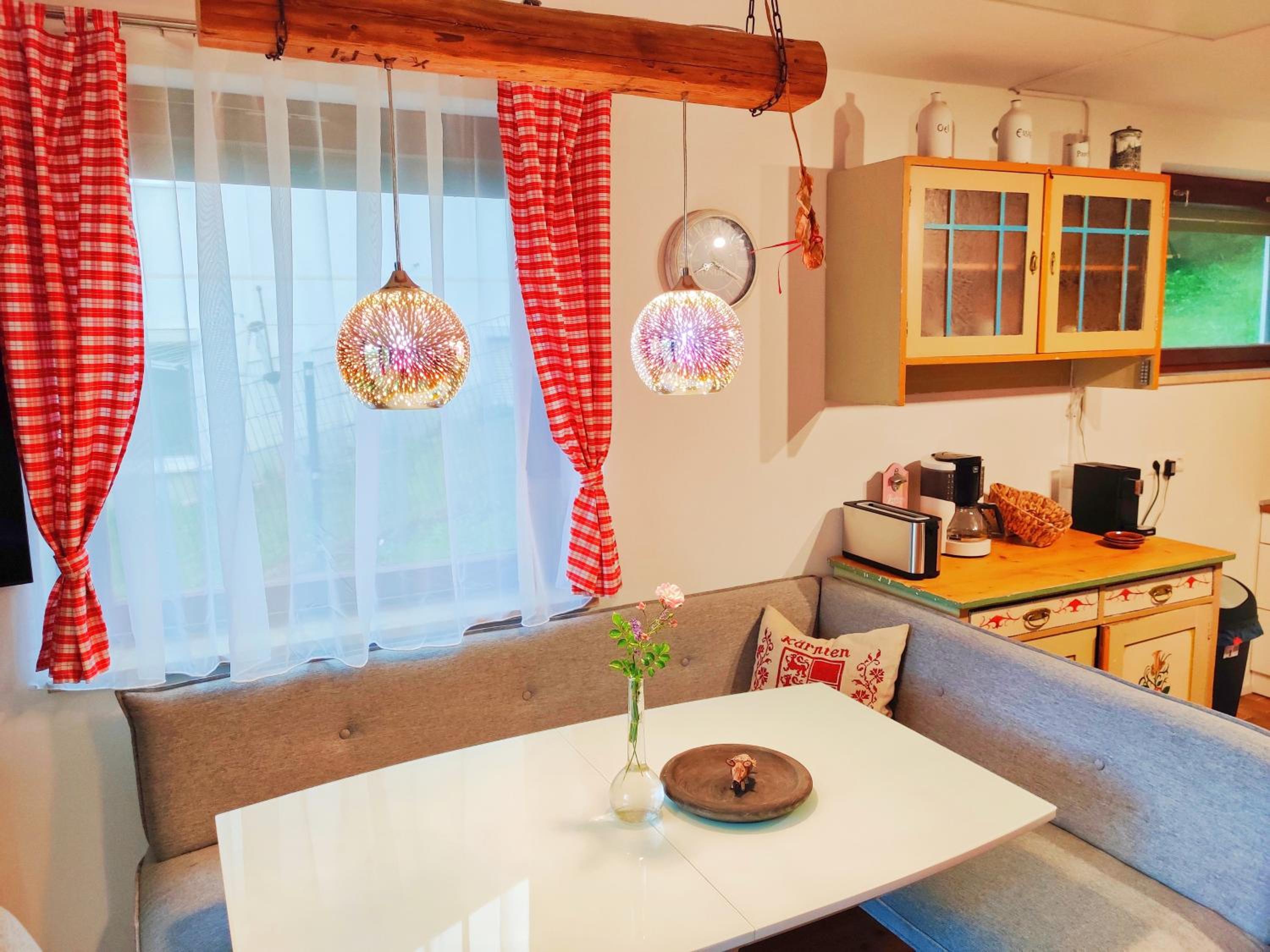 Wellness- HotTub & Sauna- Pet Friendly- Hiking