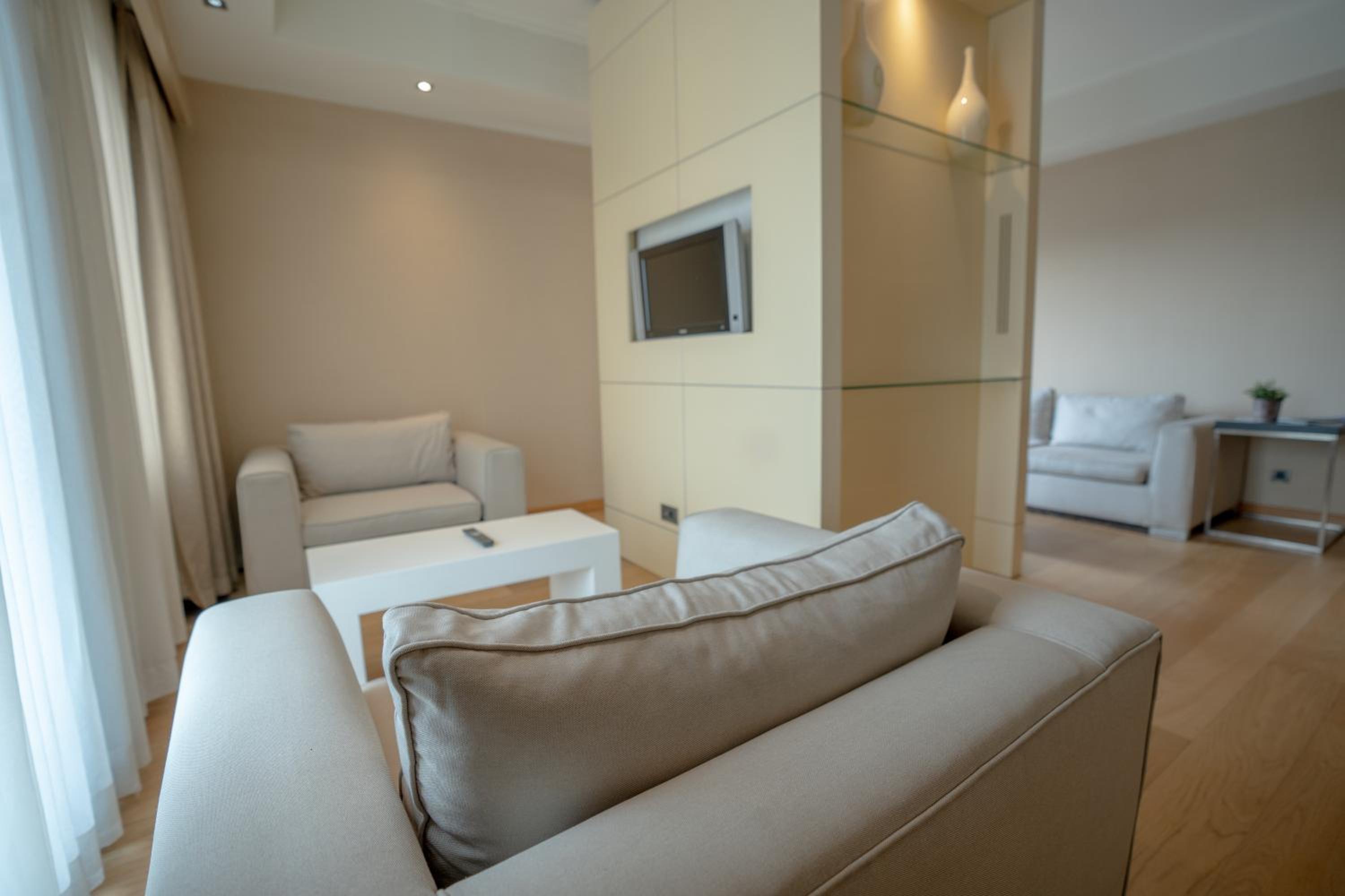 Nova Plaza Prime Hotel - Image 101