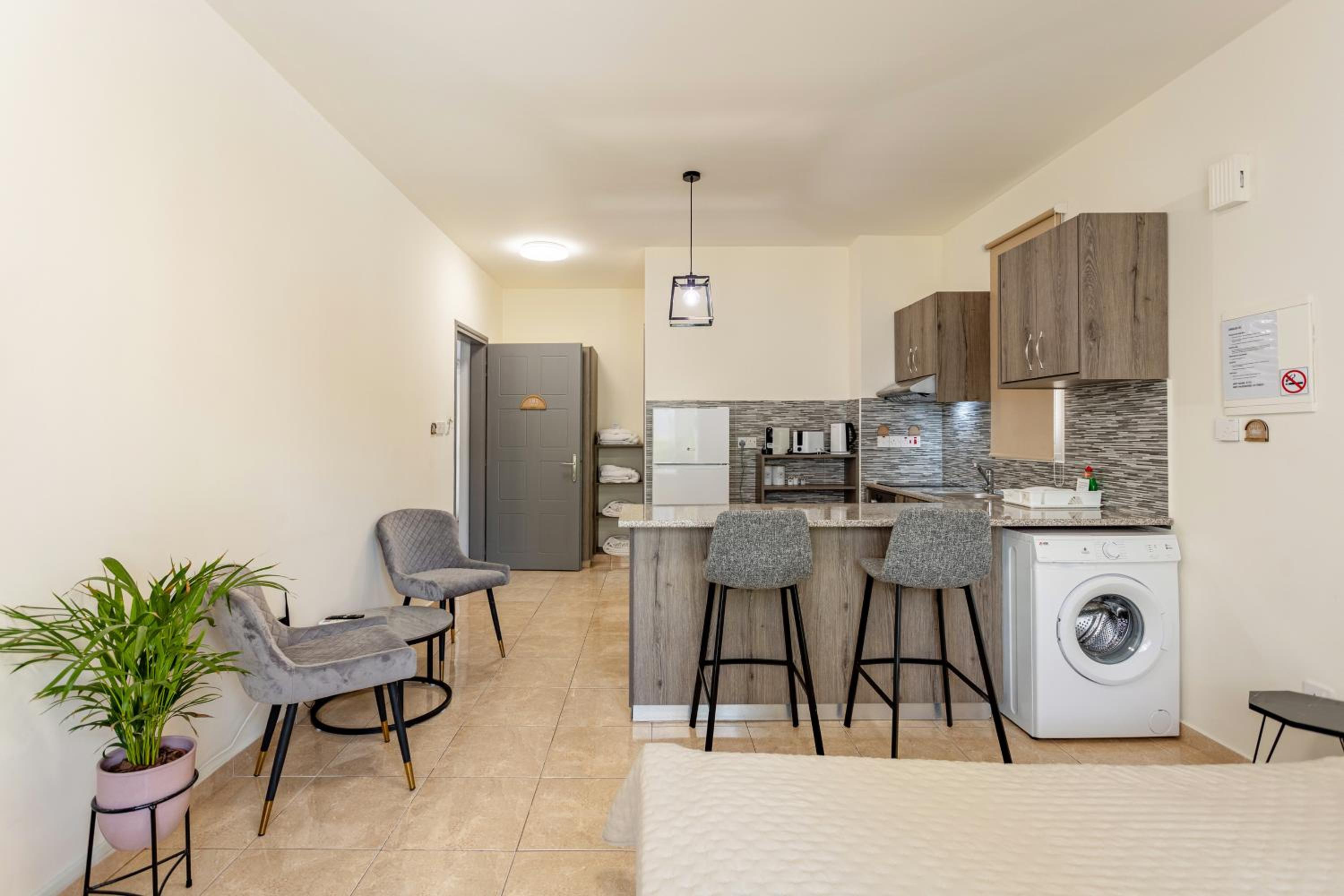 Danaos Seaside Suite 101 with Pool in Tourist Area