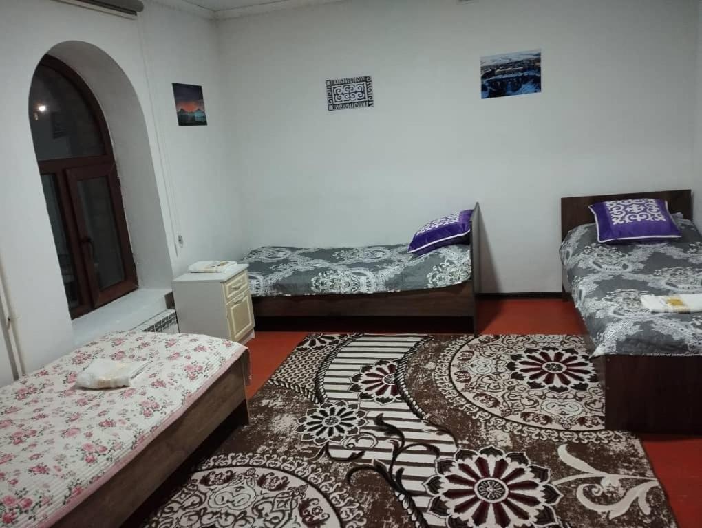 Karakol River Guesthouse view 3